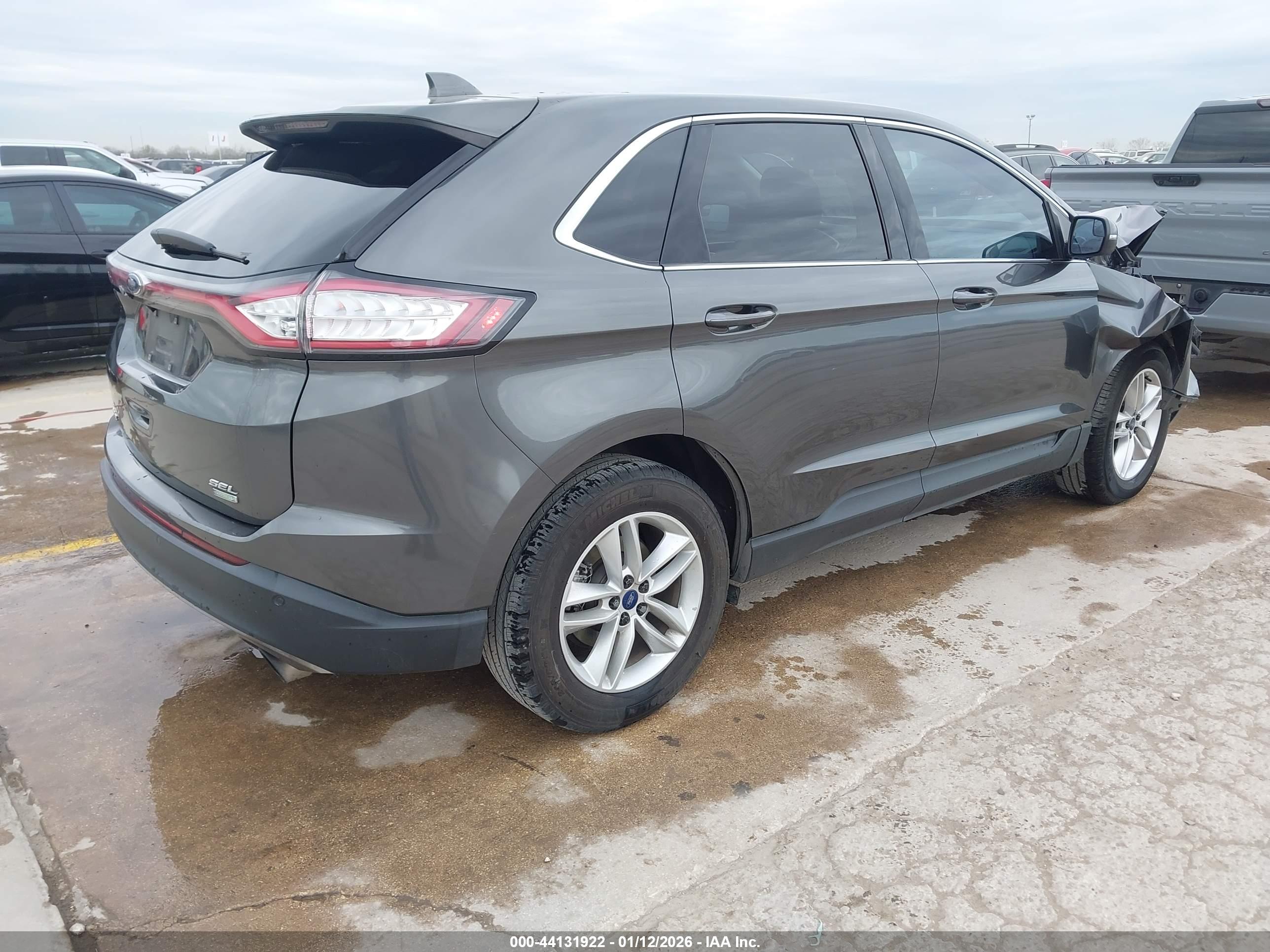 FORD EDGE image 4