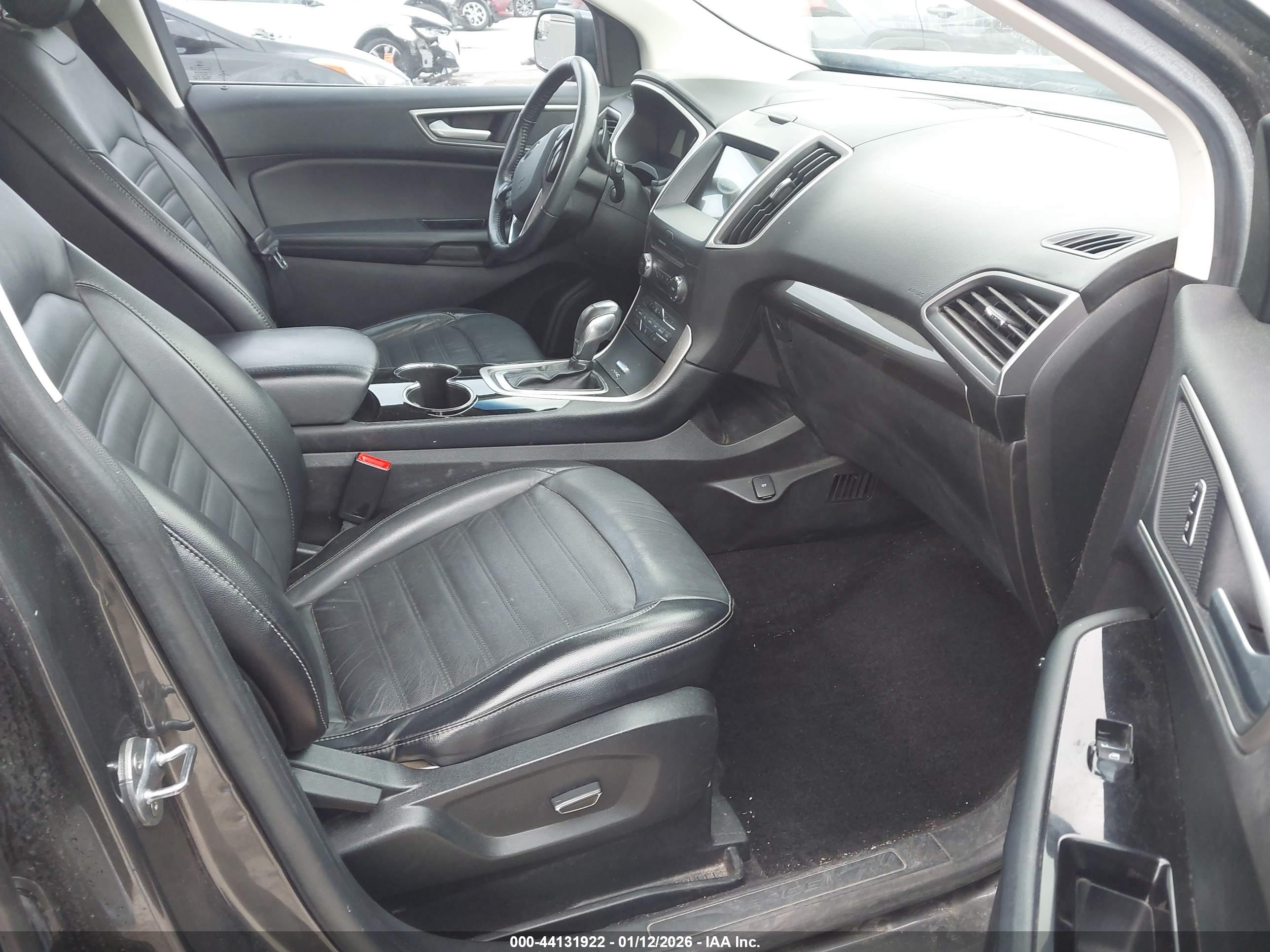 FORD EDGE image 5