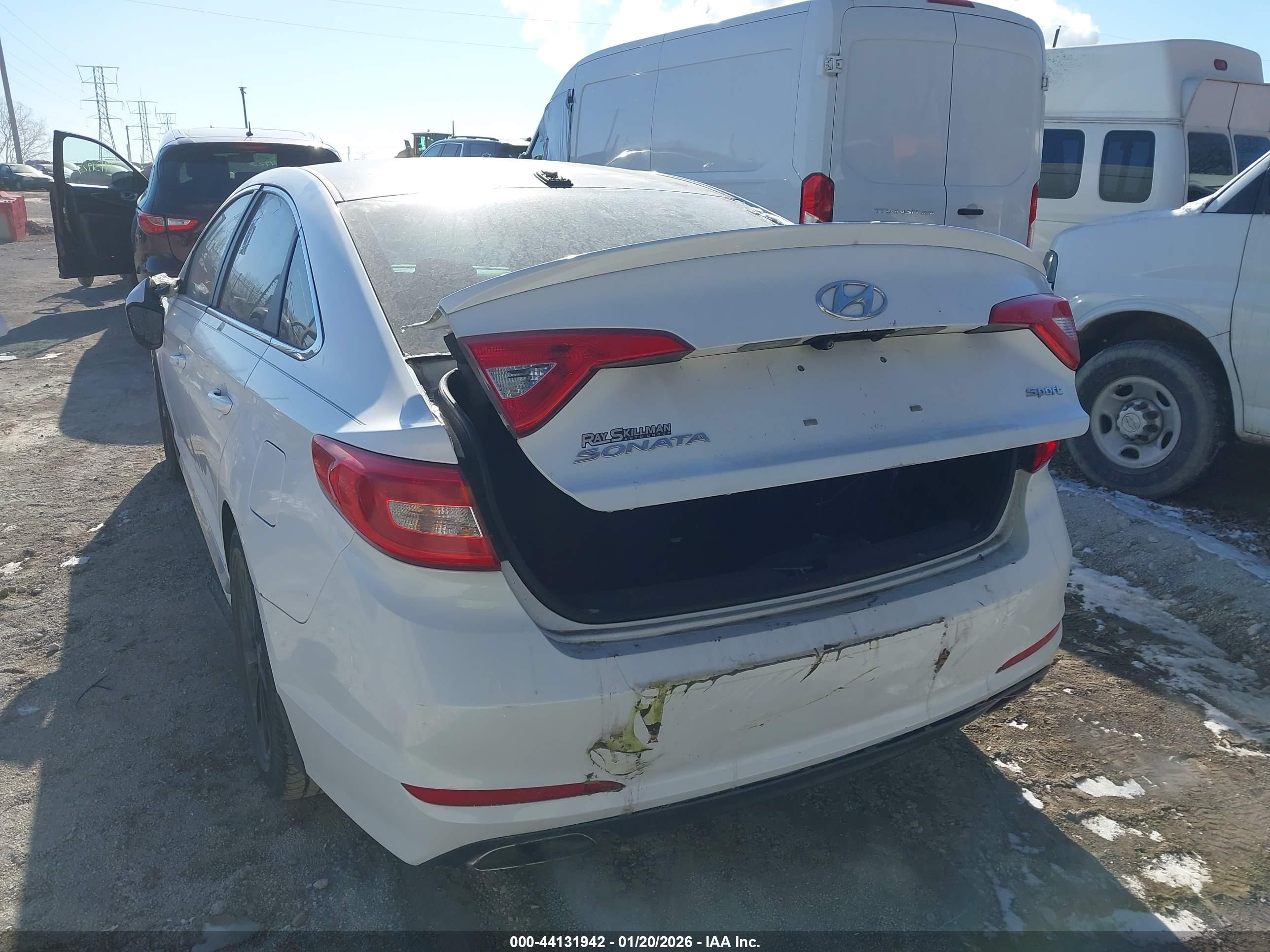 HYUNDAI SONATA image 6