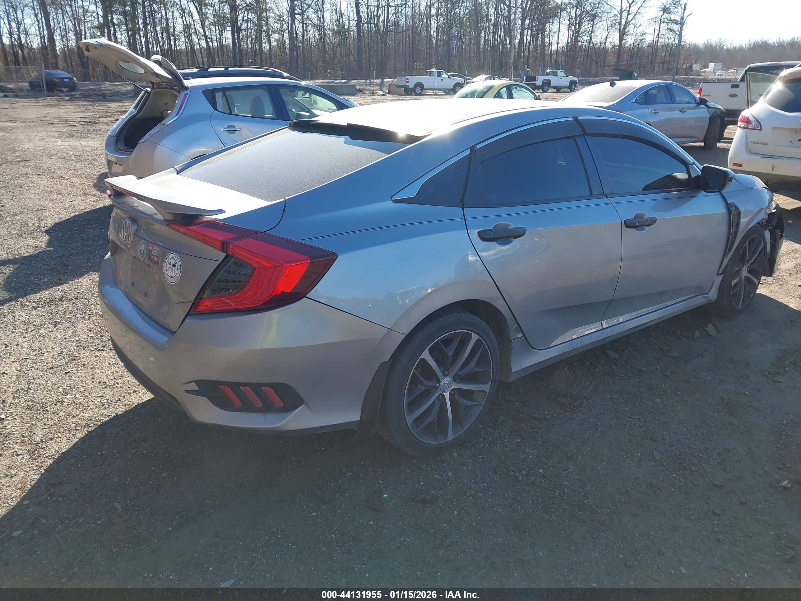 HONDA CIVIC image 4