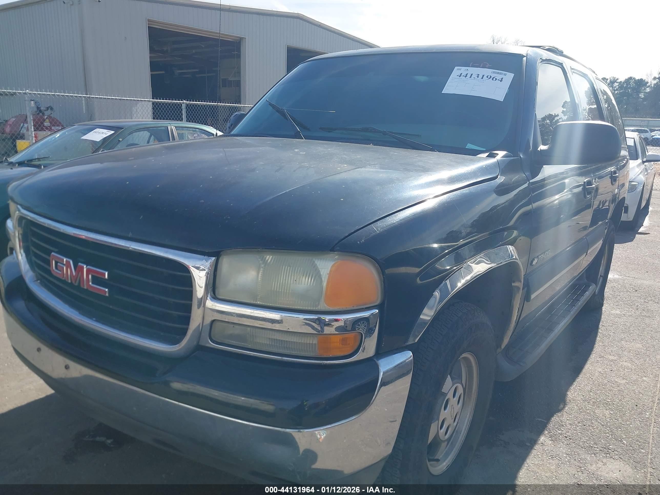 CHEVROLET TAHOE image 6