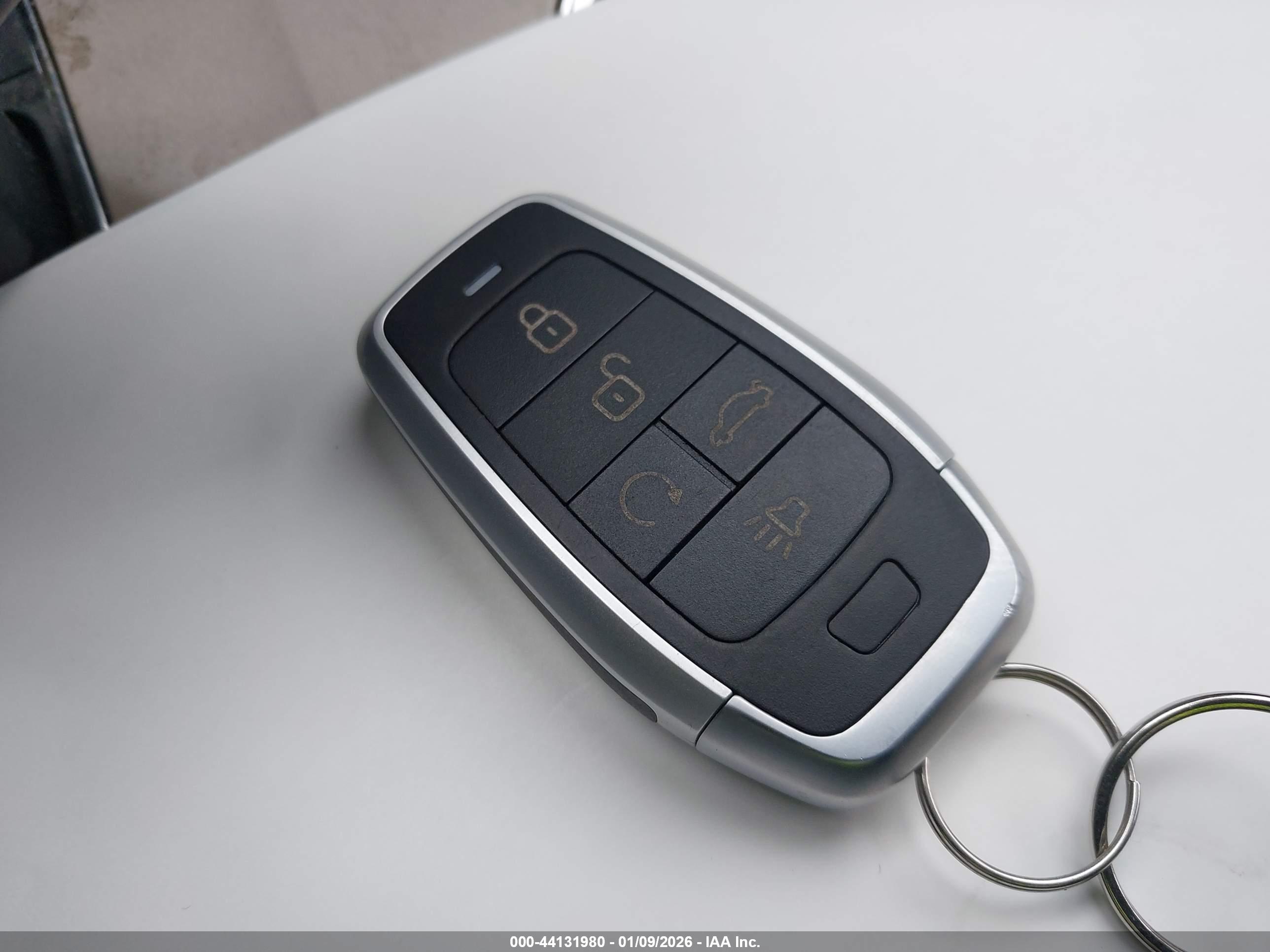 JEEP GRAND image 11