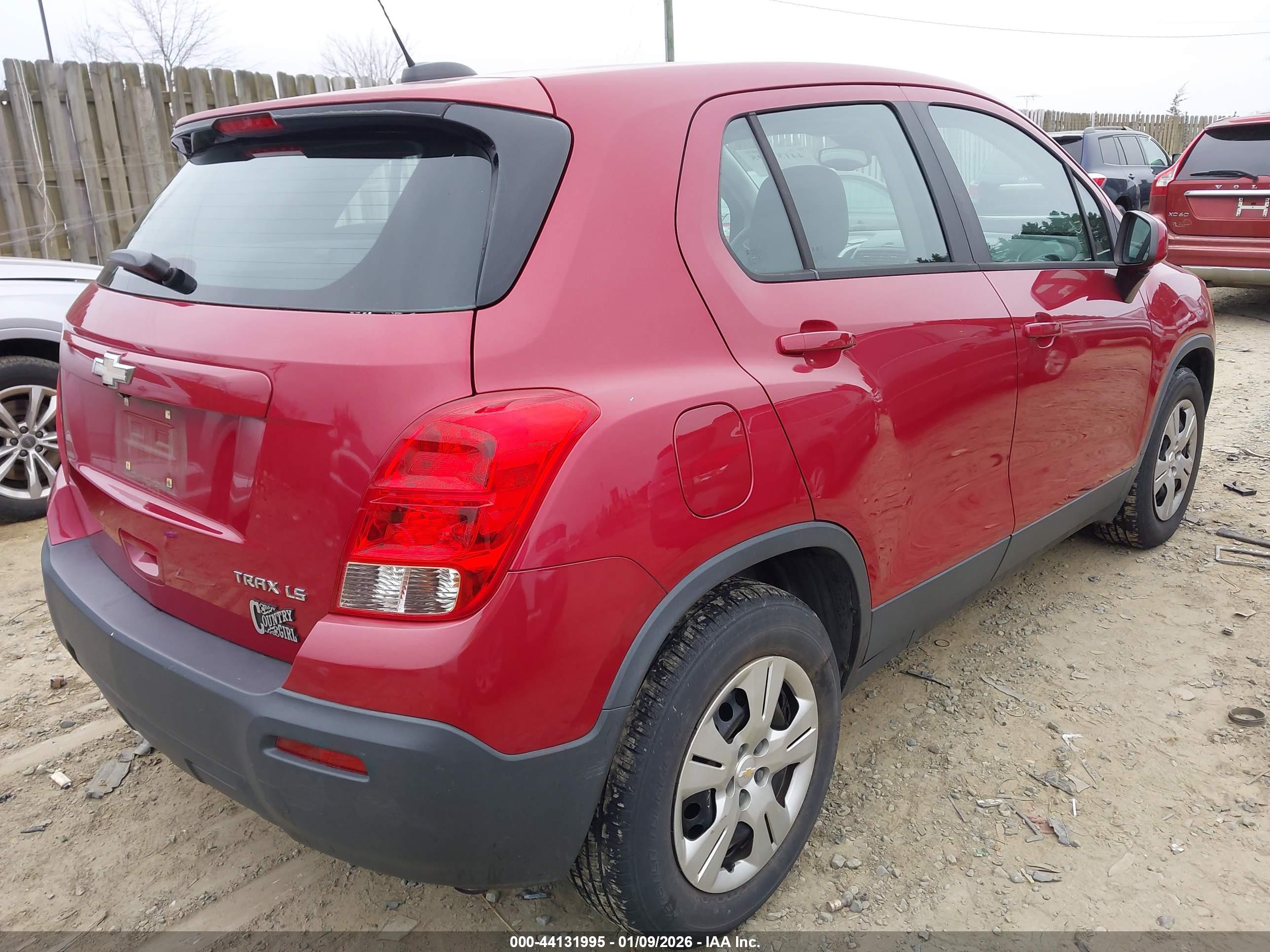 CHEVROLET TRAX image 4