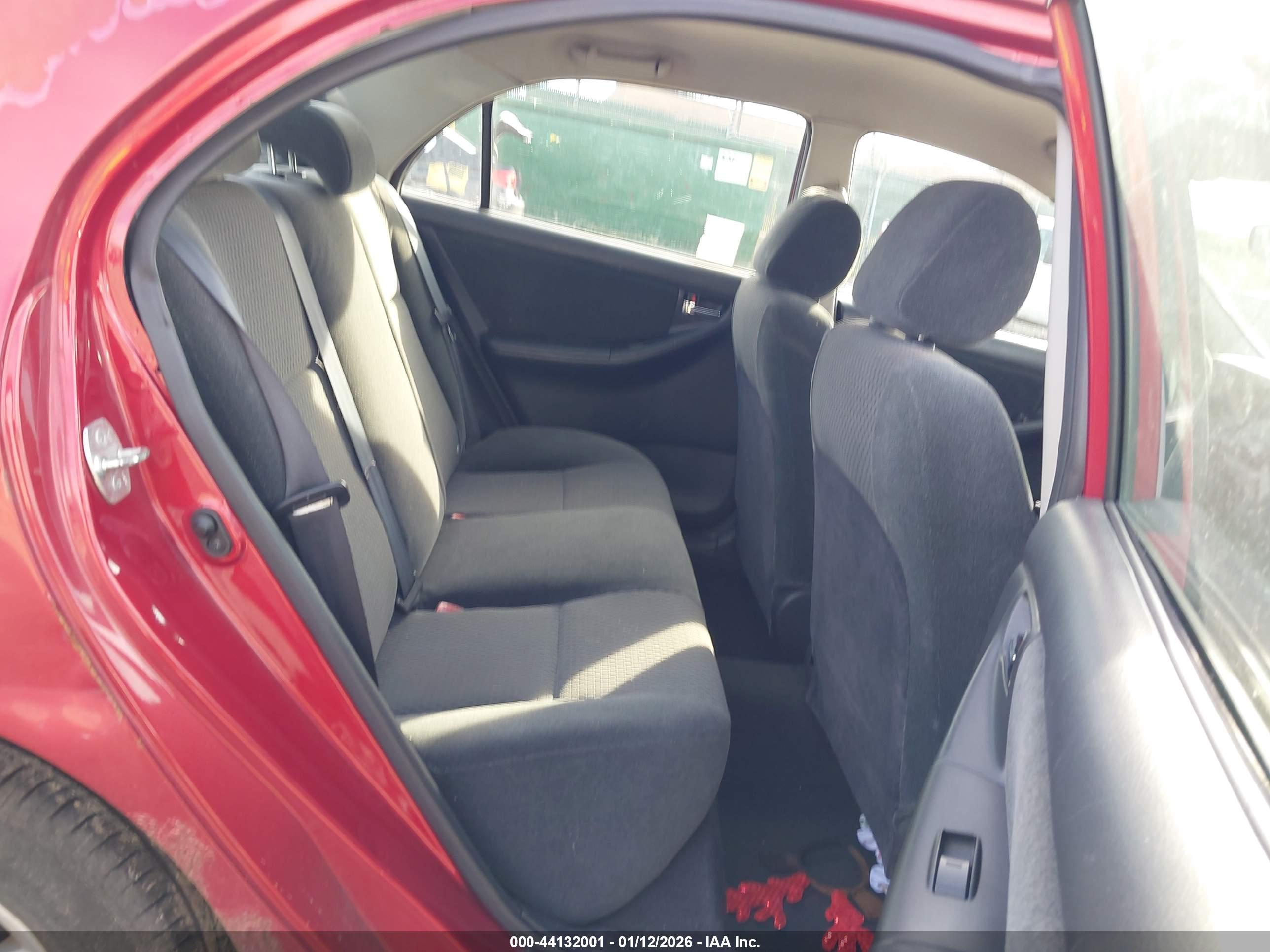 TOYOTA COROLLA image 8