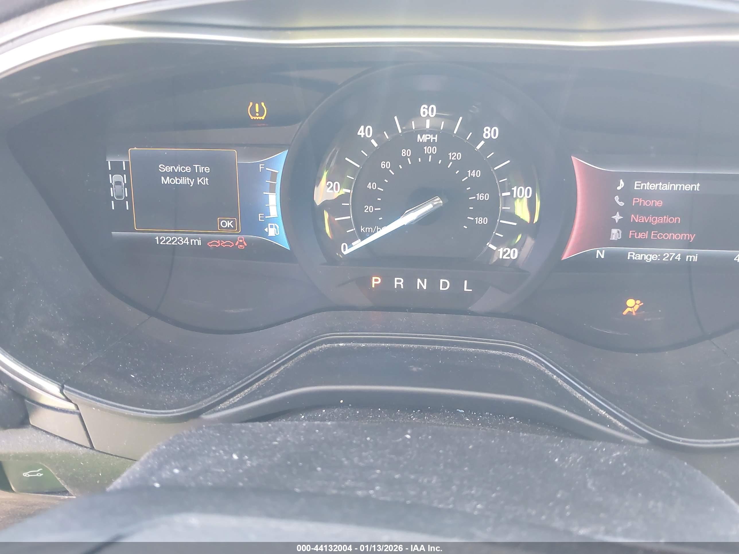 FORD FUSION image 7