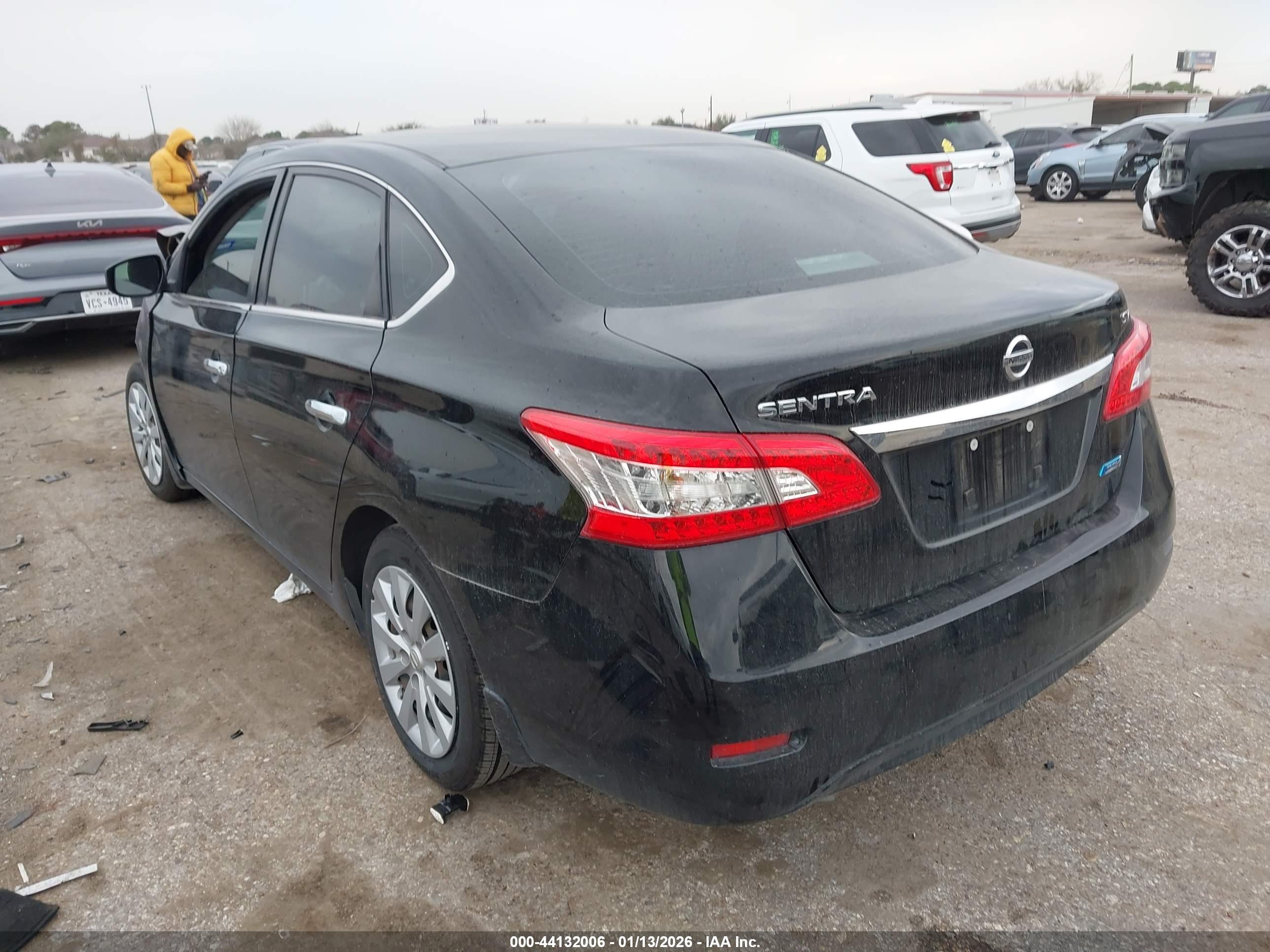 NISSAN SENTRA image 3