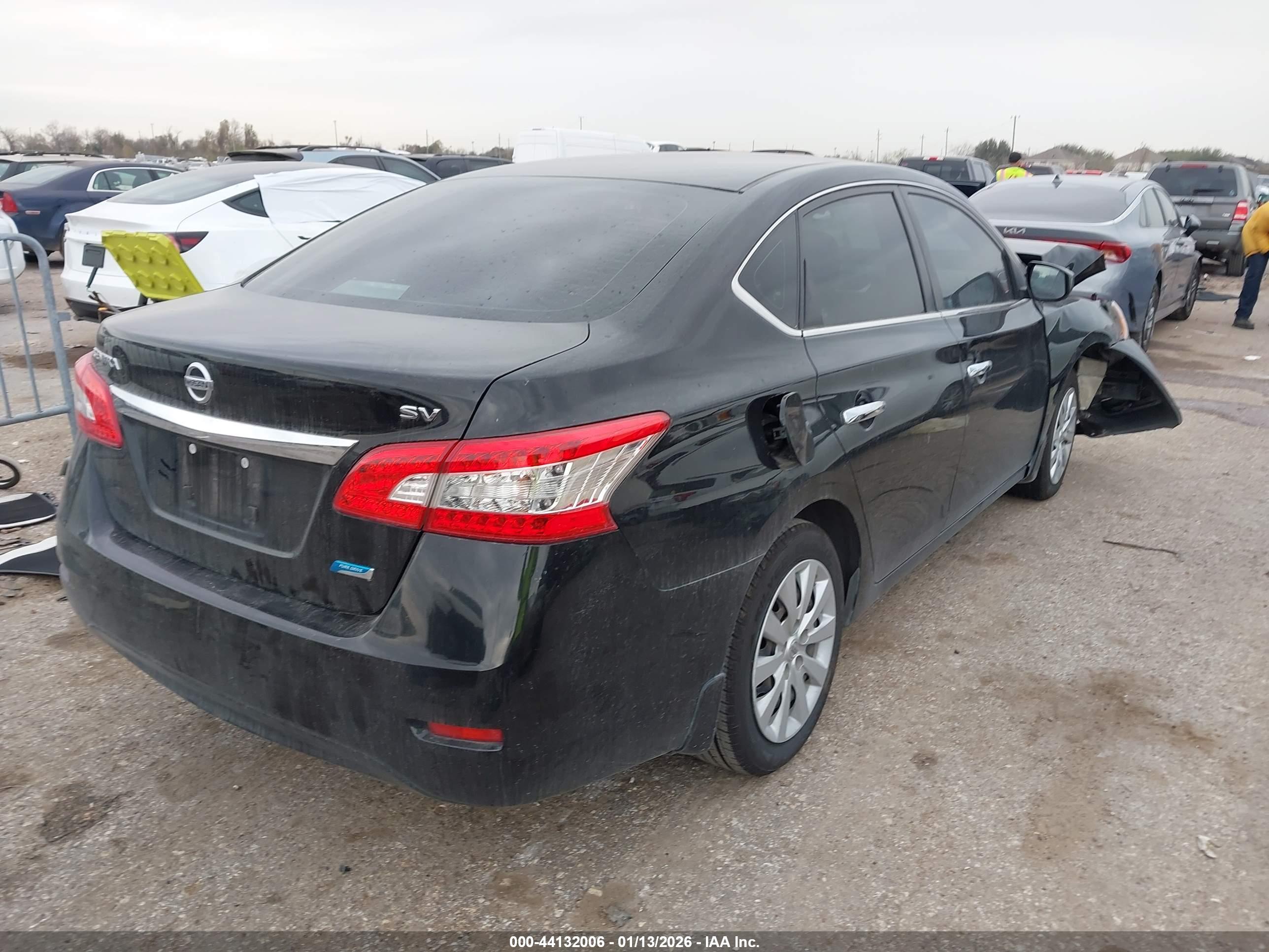 NISSAN SENTRA image 4