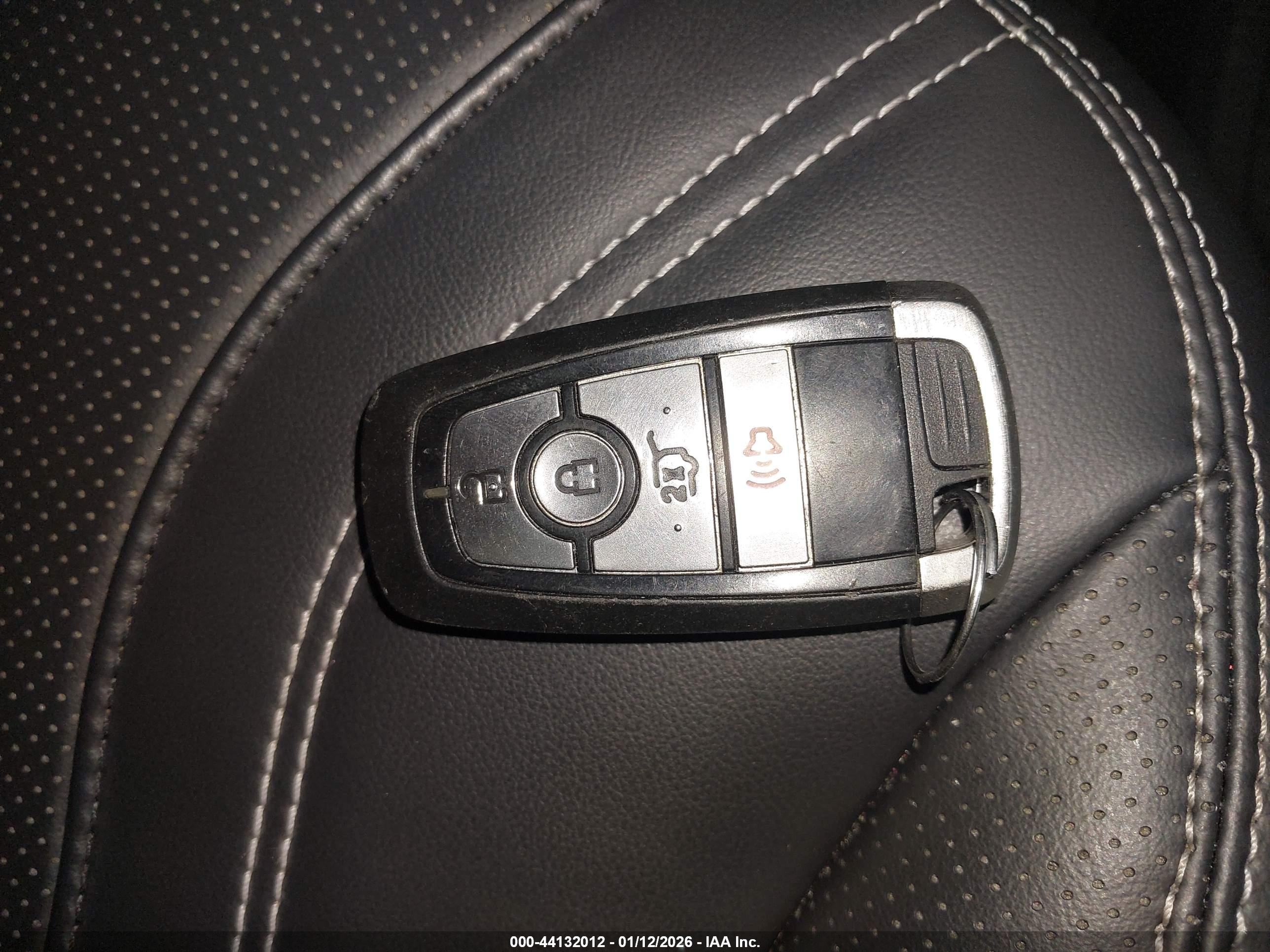 FORD MUSTANG image 11
