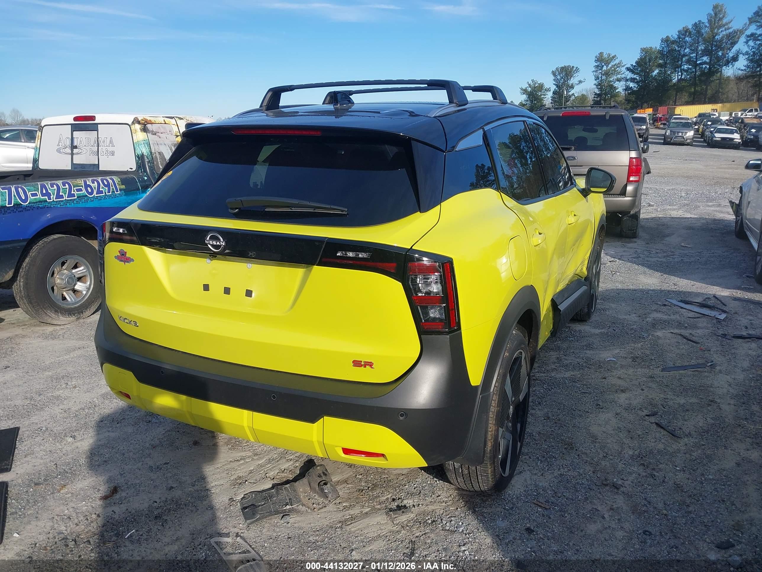 NISSAN KICKS image 4