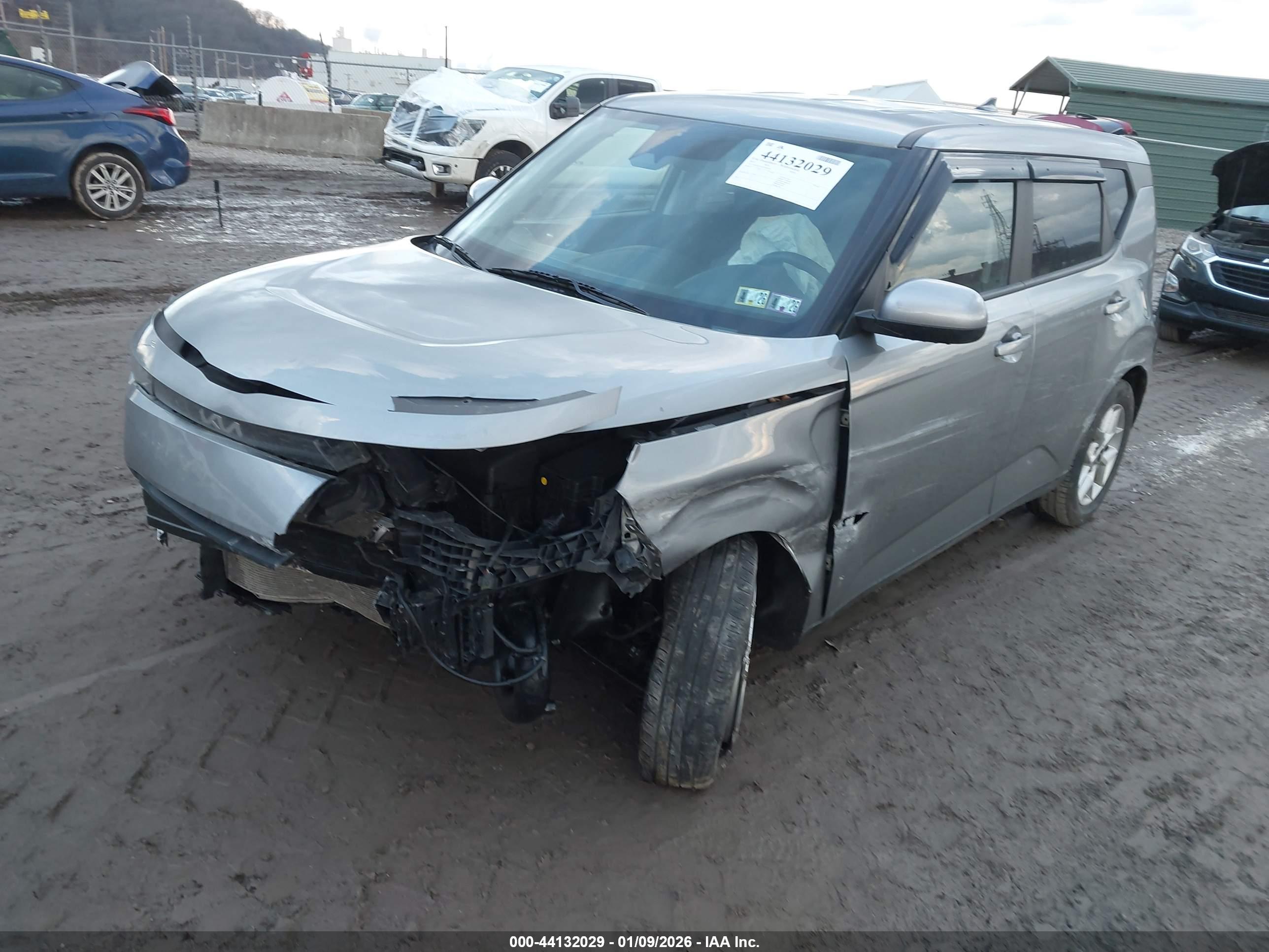 KIA SOUL image 2