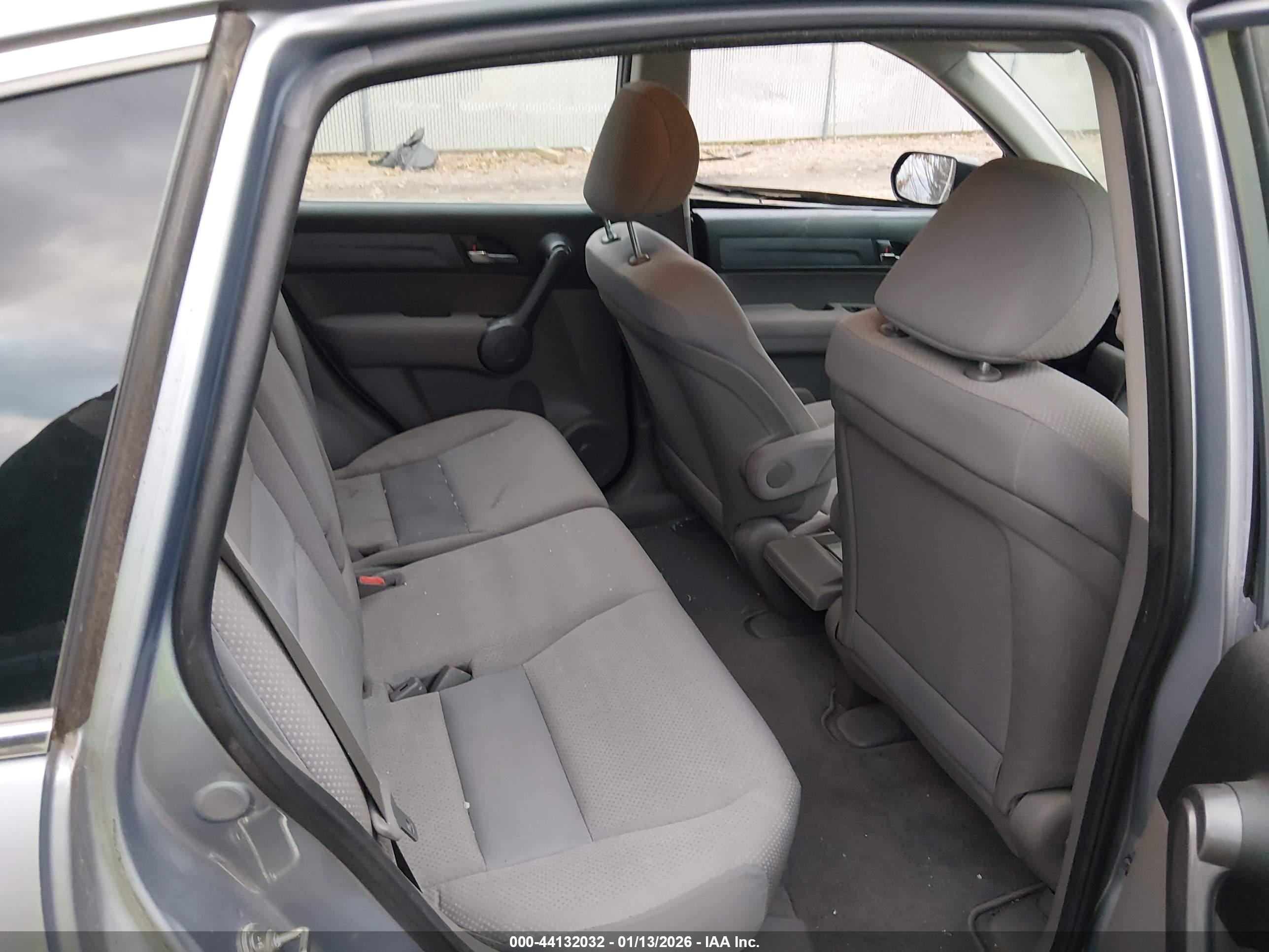 HONDA CR-V image 8