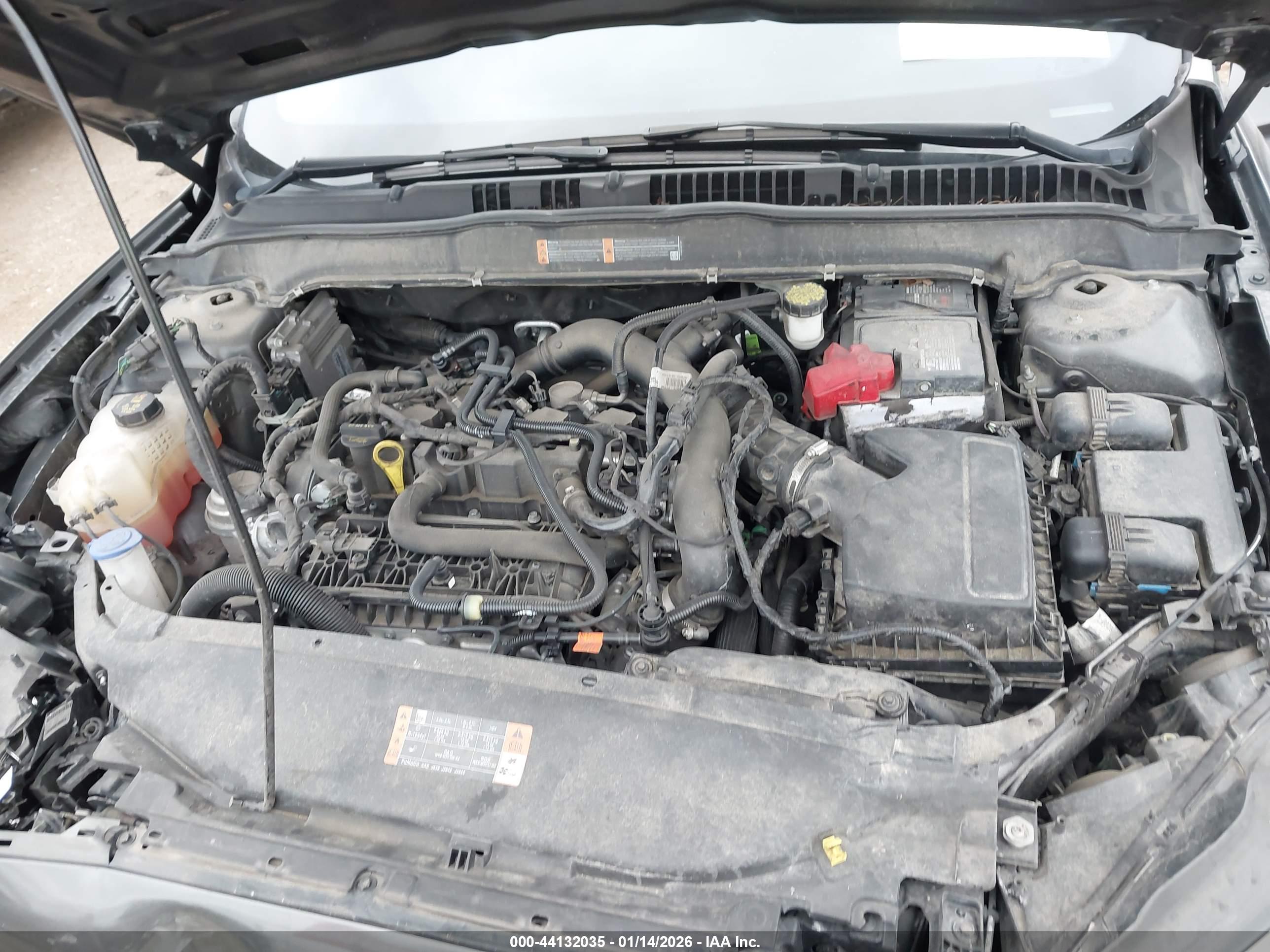 FORD FUSION image 10