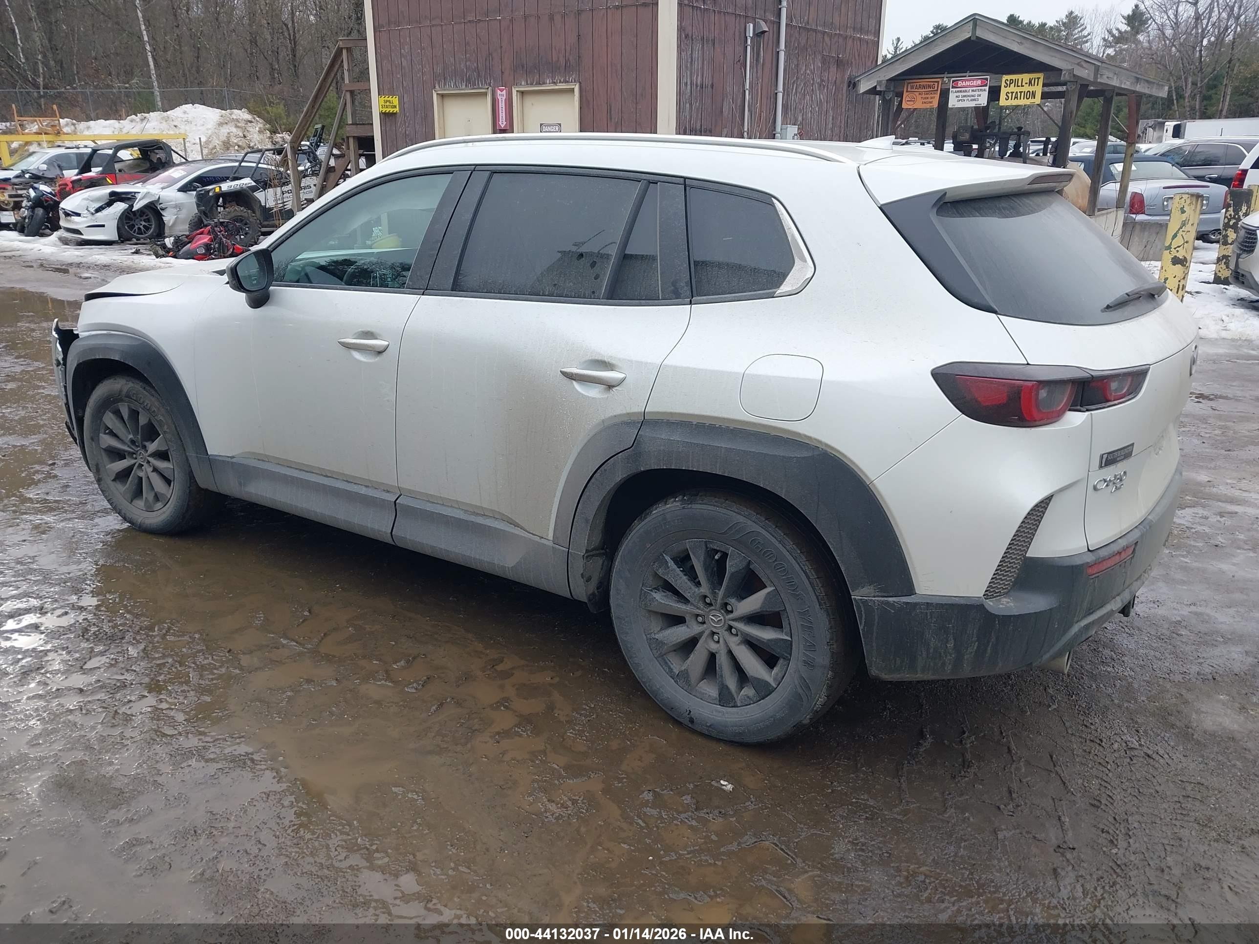MAZDA CX-50 image 3