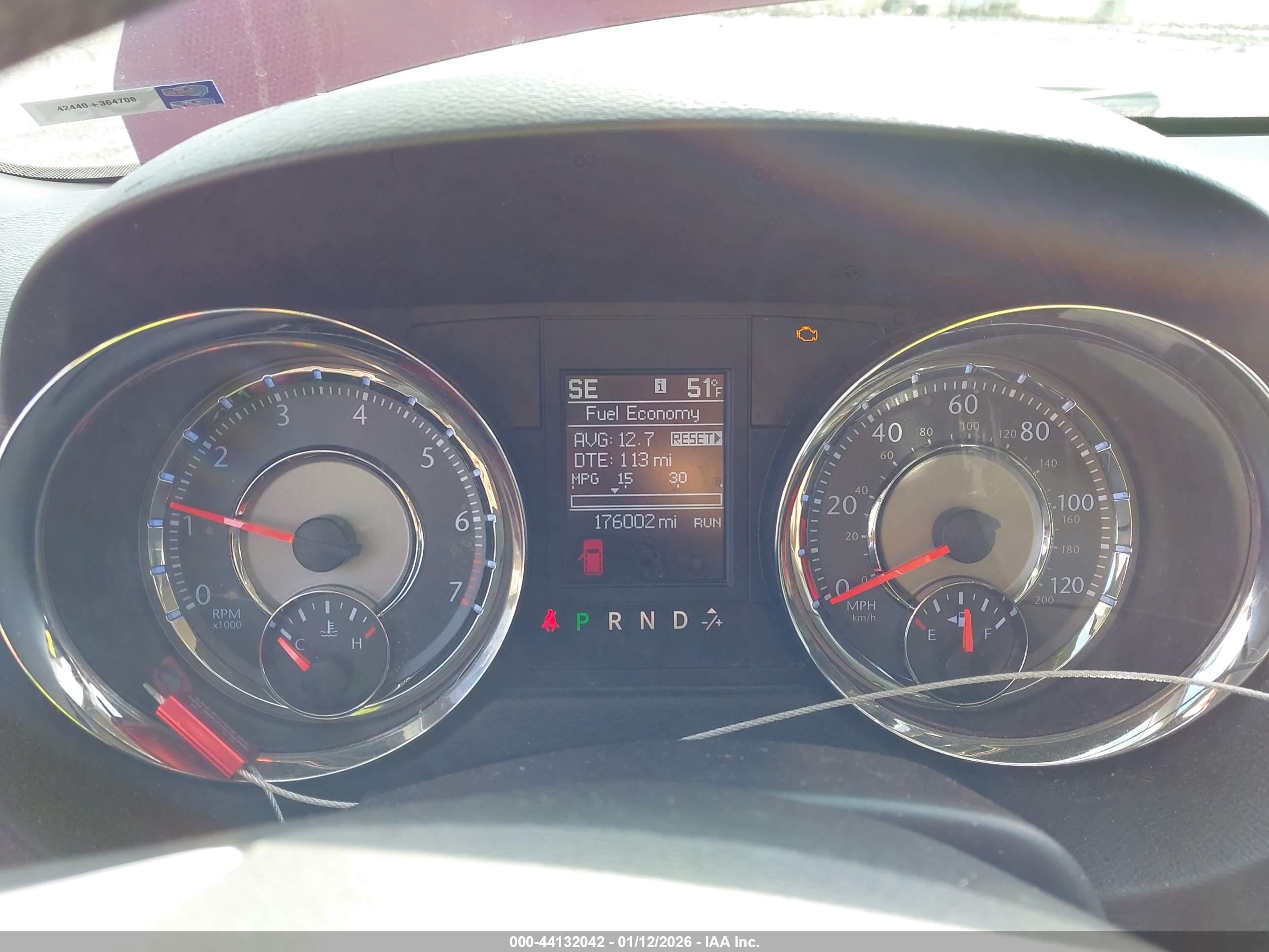 CHRYSLER TOWN image 7