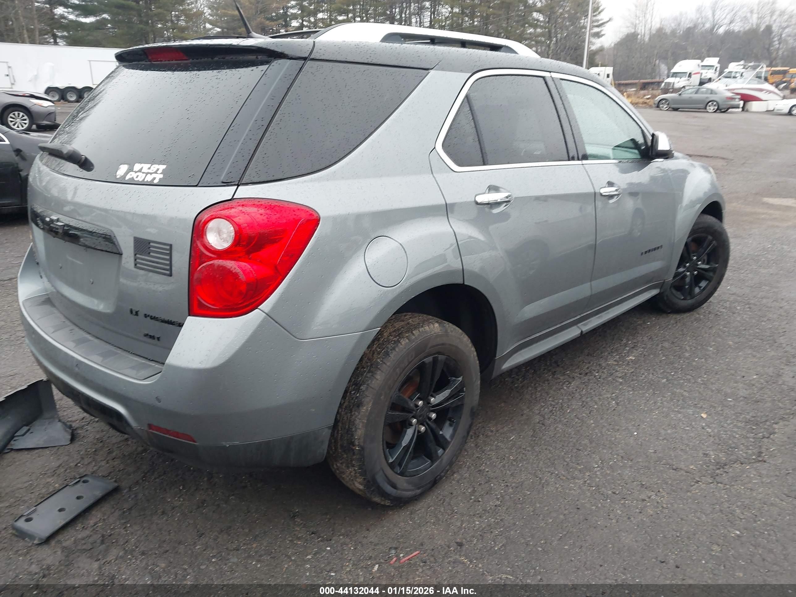 CHEVROLET EQUINOX image 4