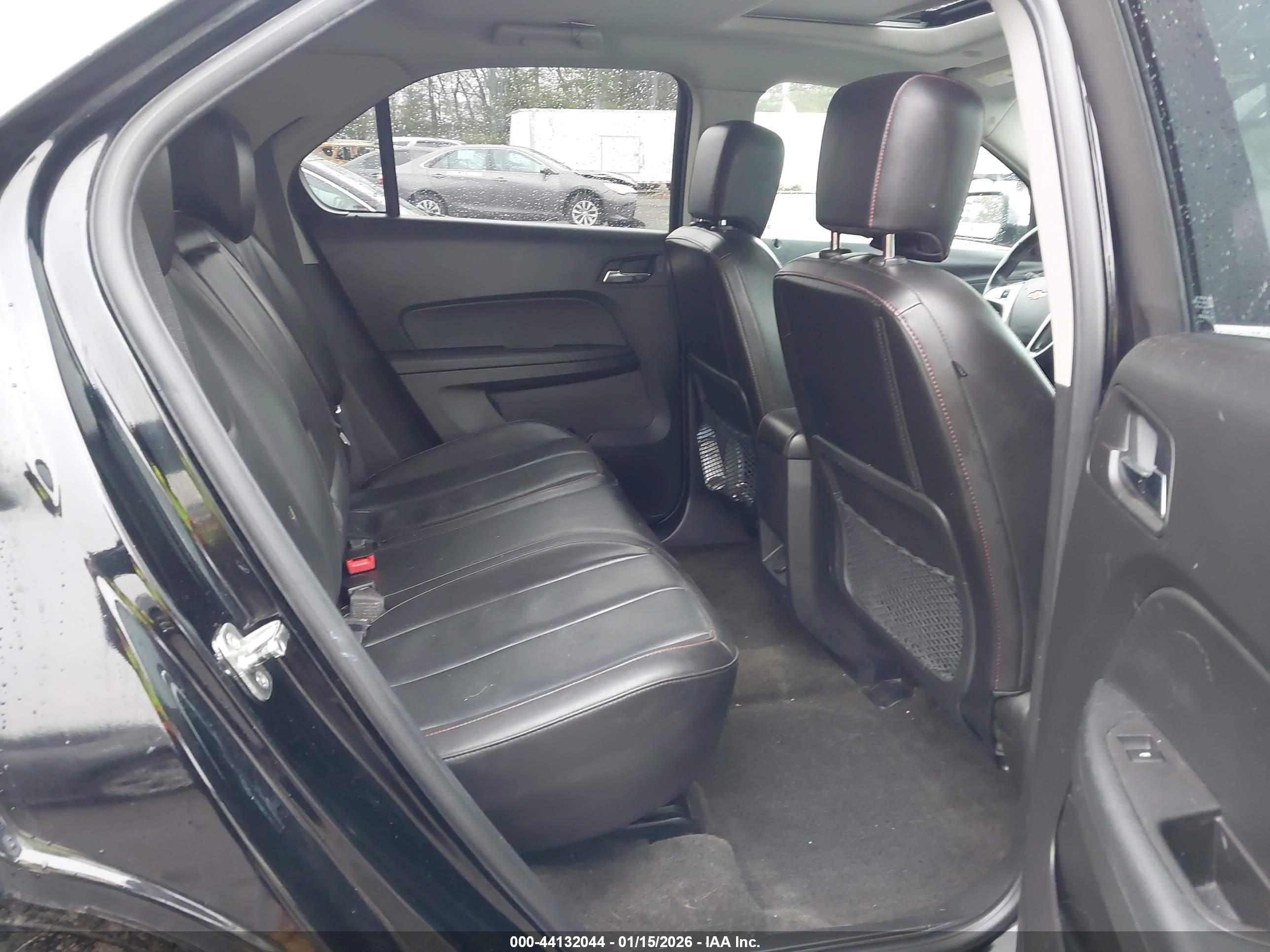 CHEVROLET EQUINOX image 8