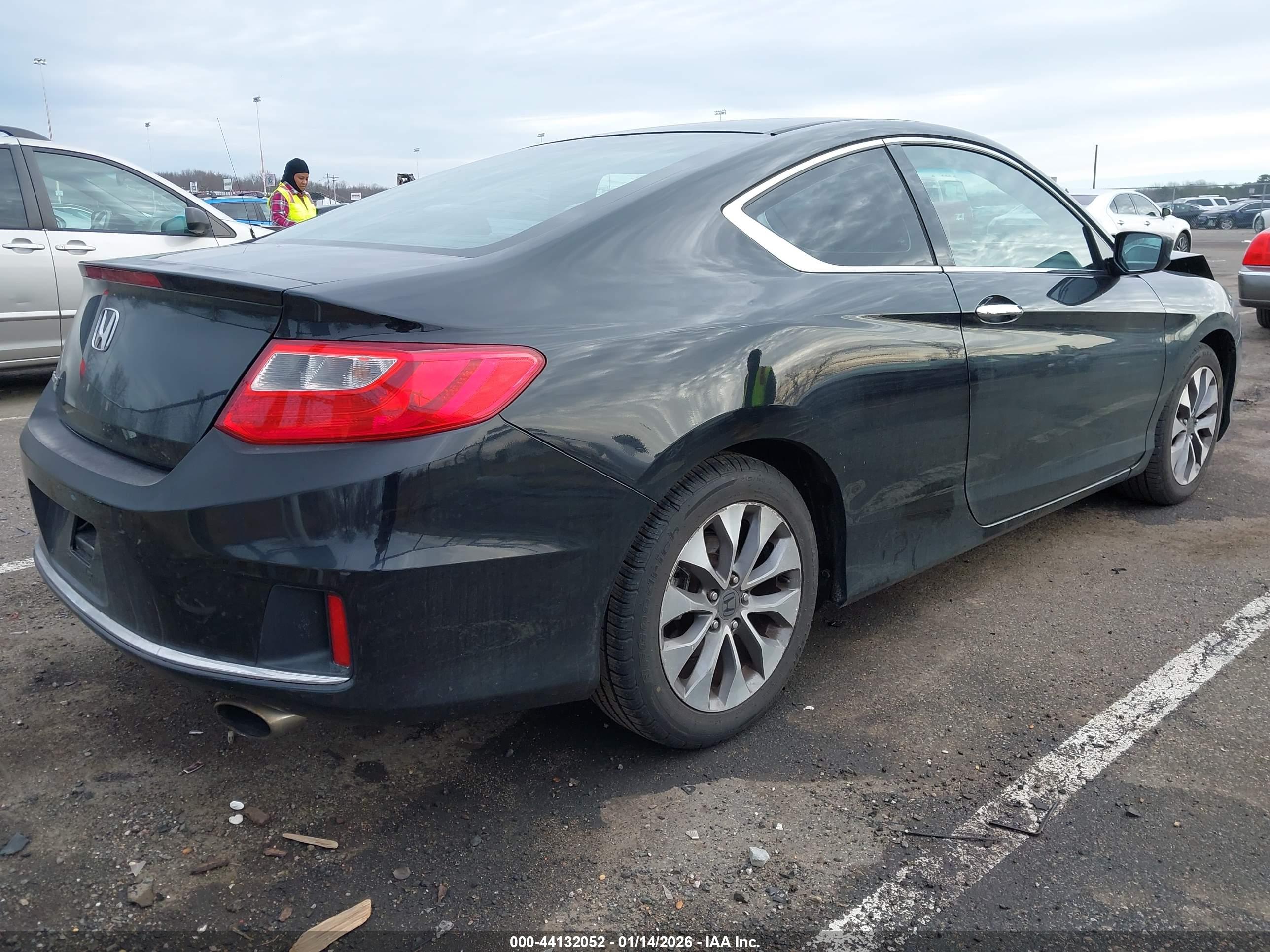 HONDA ACCORD image 4