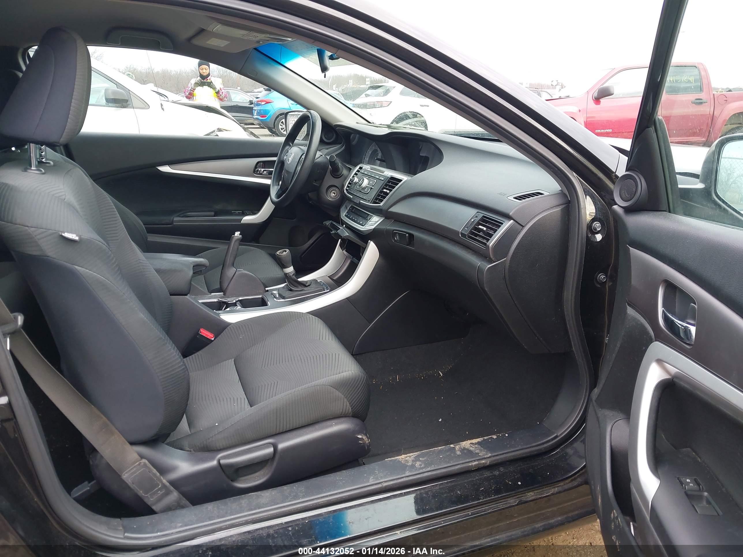 HONDA ACCORD image 5