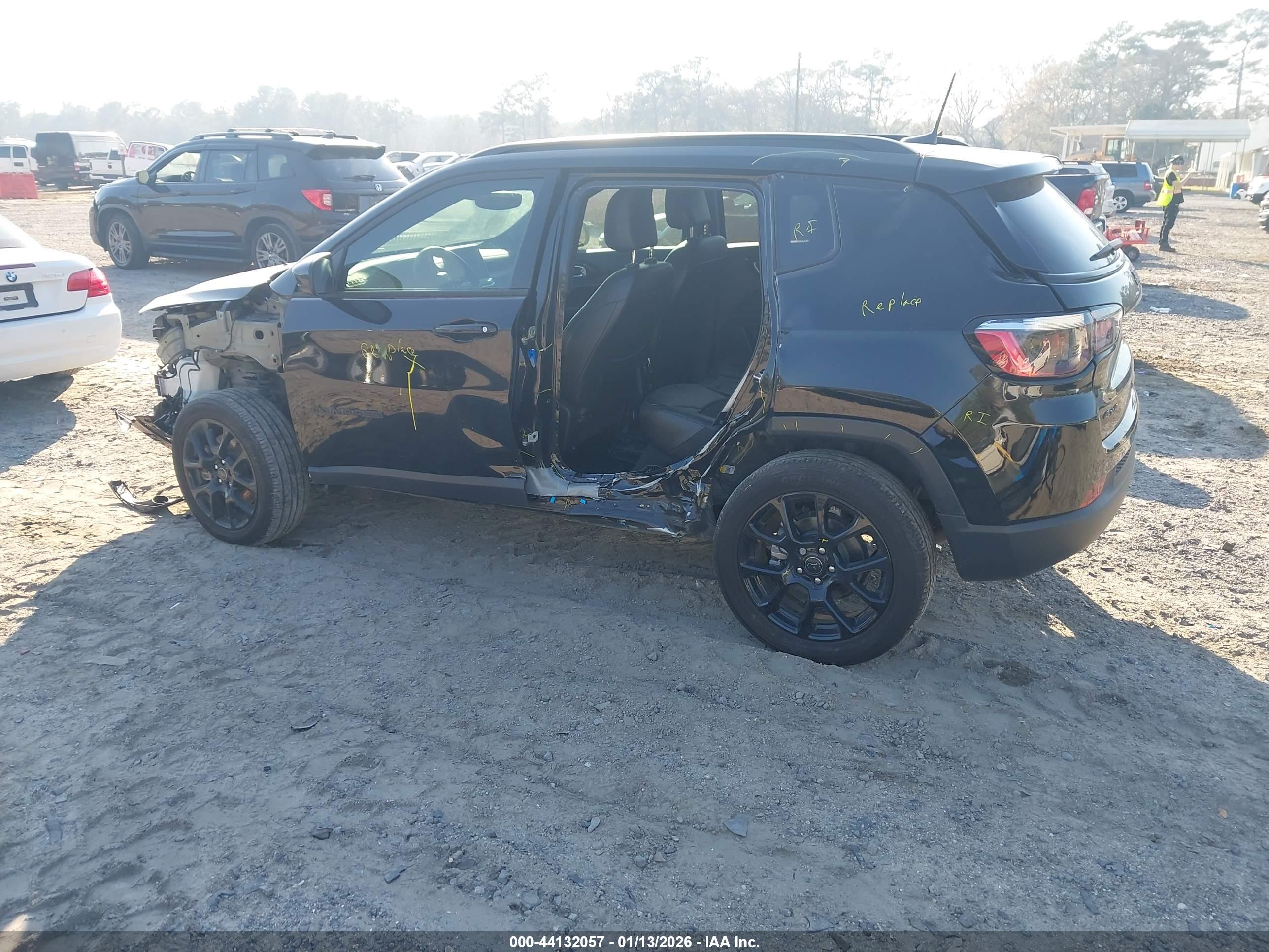 JEEP COMPASS image 3