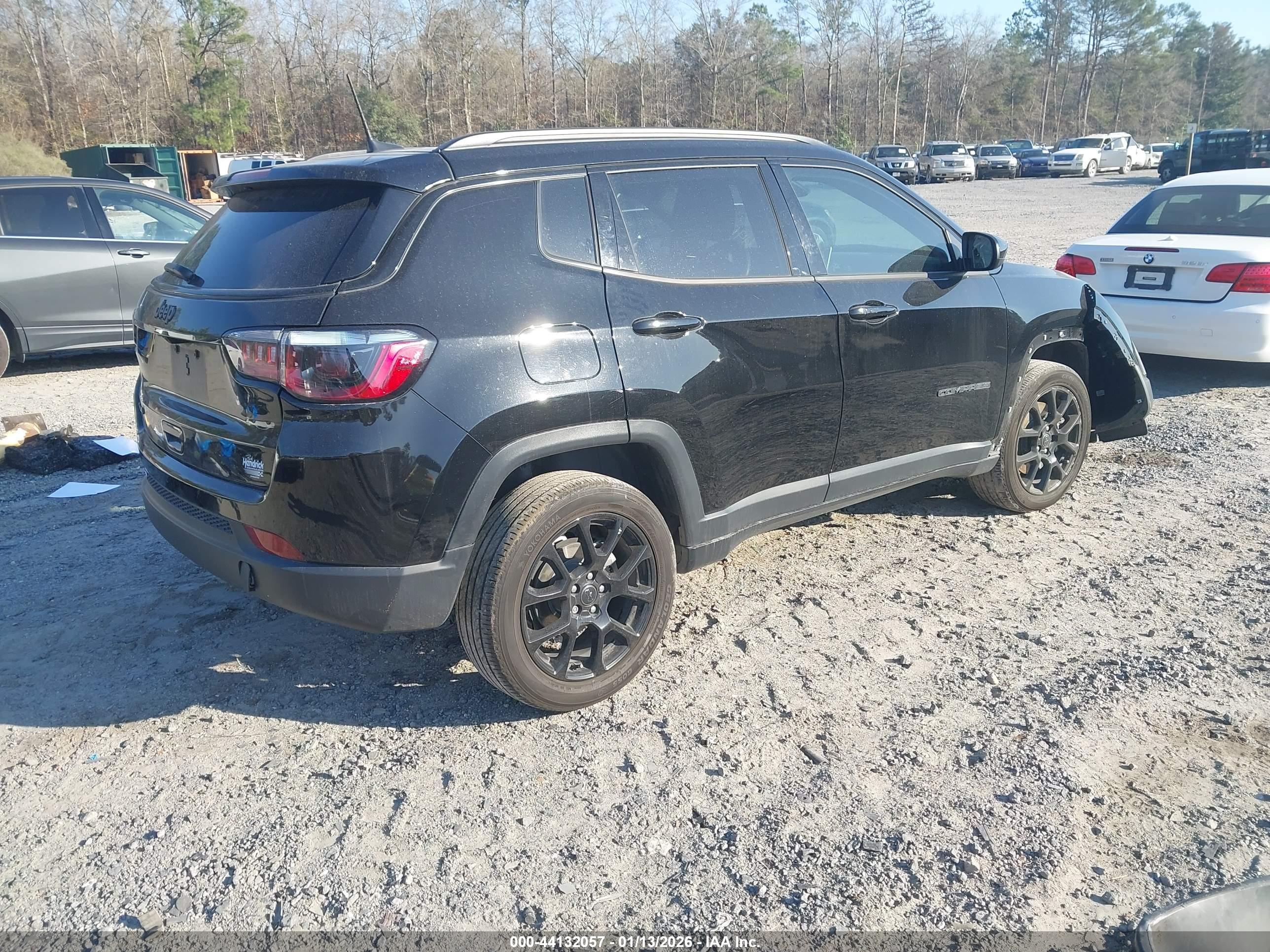 JEEP COMPASS image 4