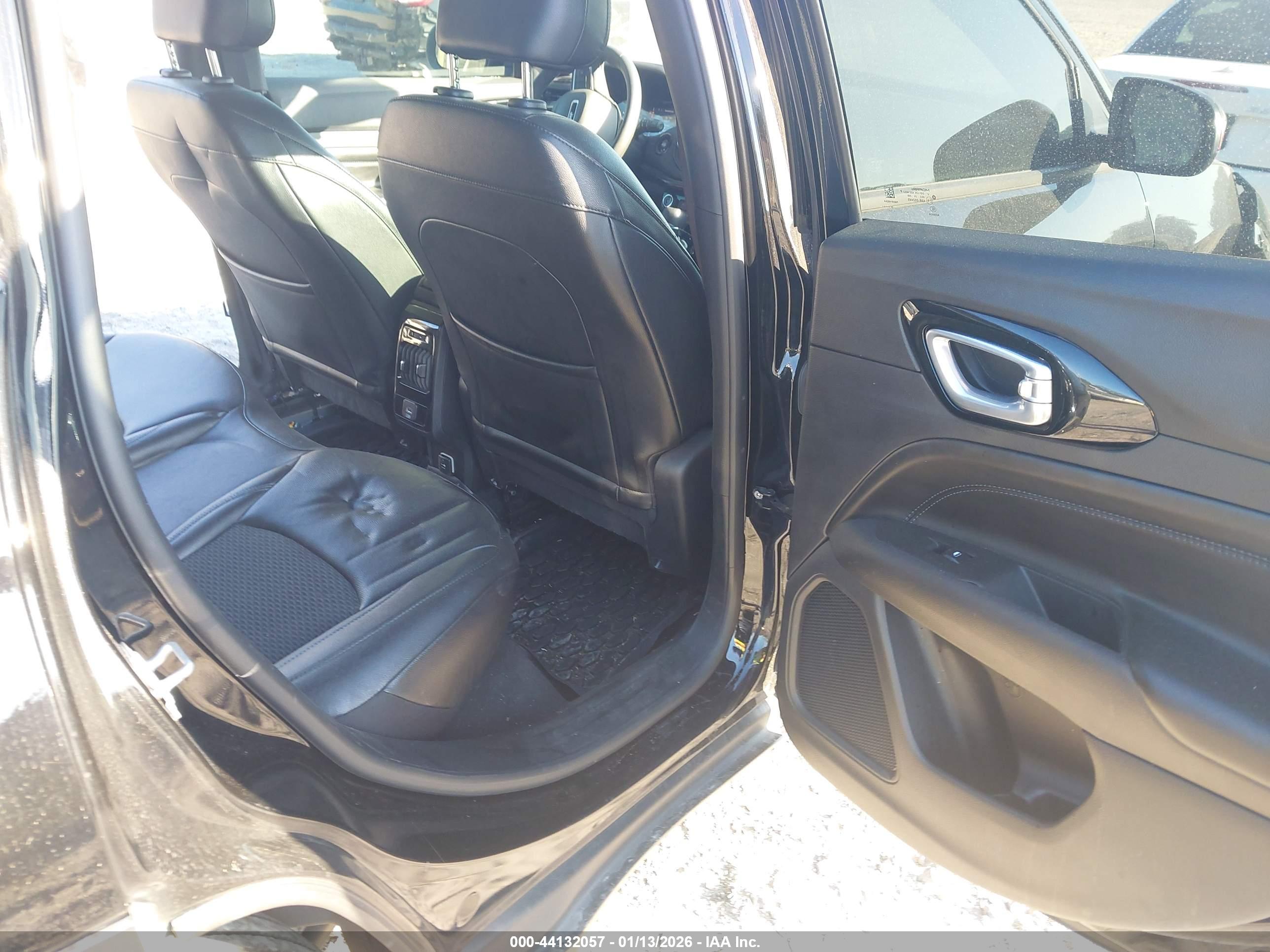 JEEP COMPASS image 8