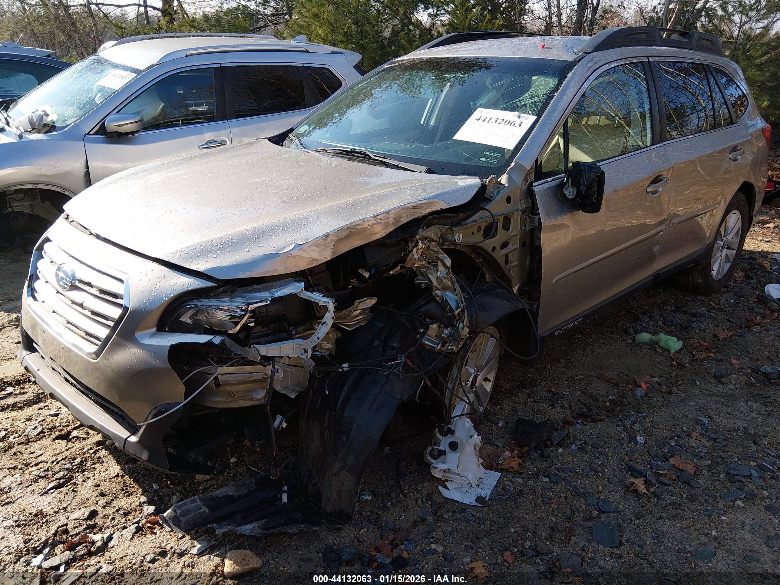 SUBARU OUTBACK image 6