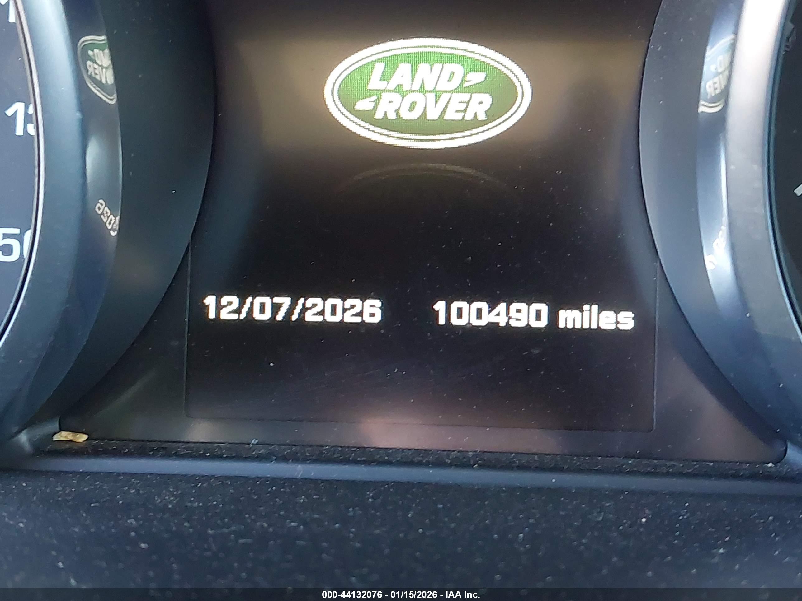 LAND ROVER image 7