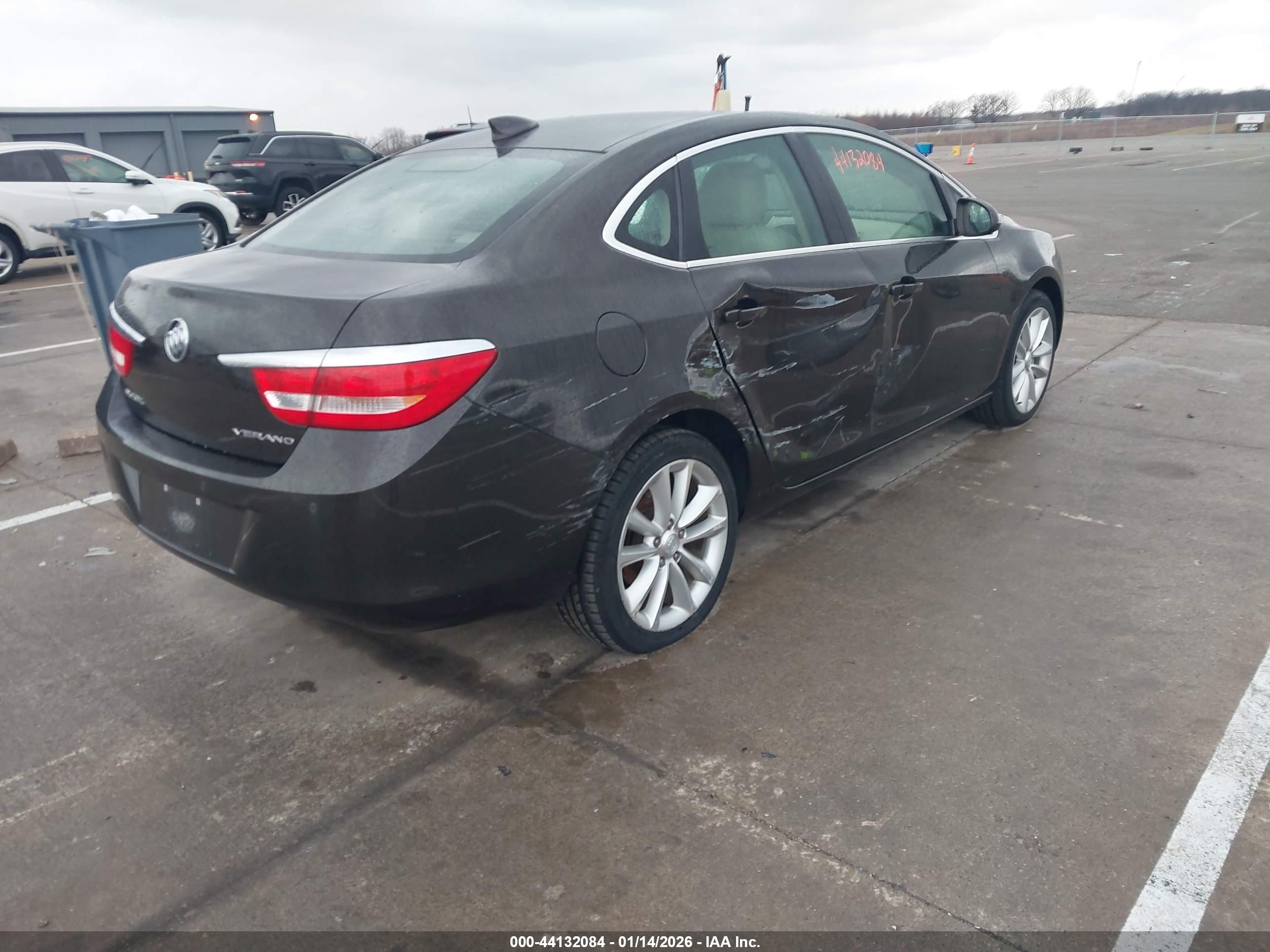 BUICK VERANO image 4