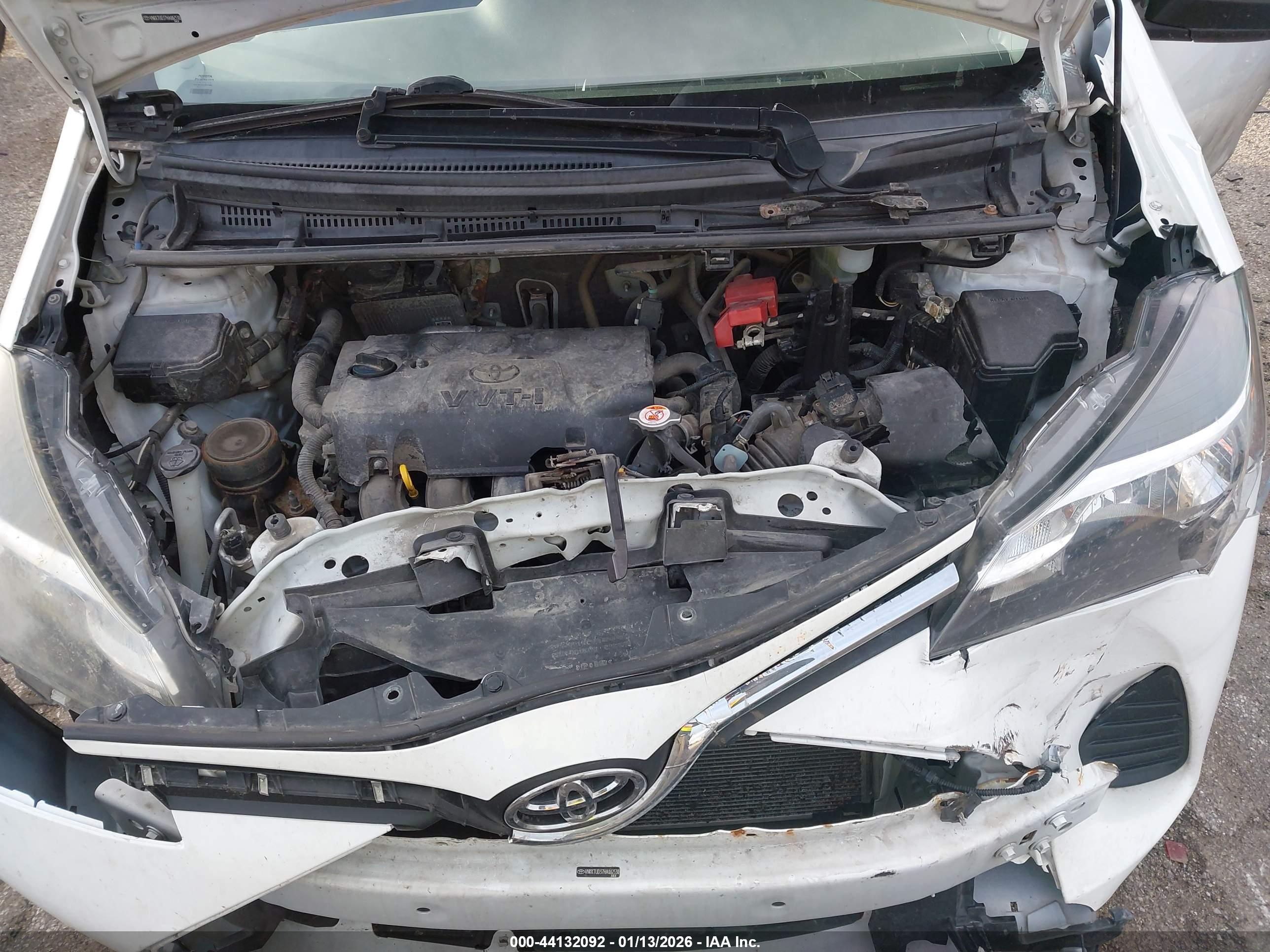 TOYOTA YARIS image 10