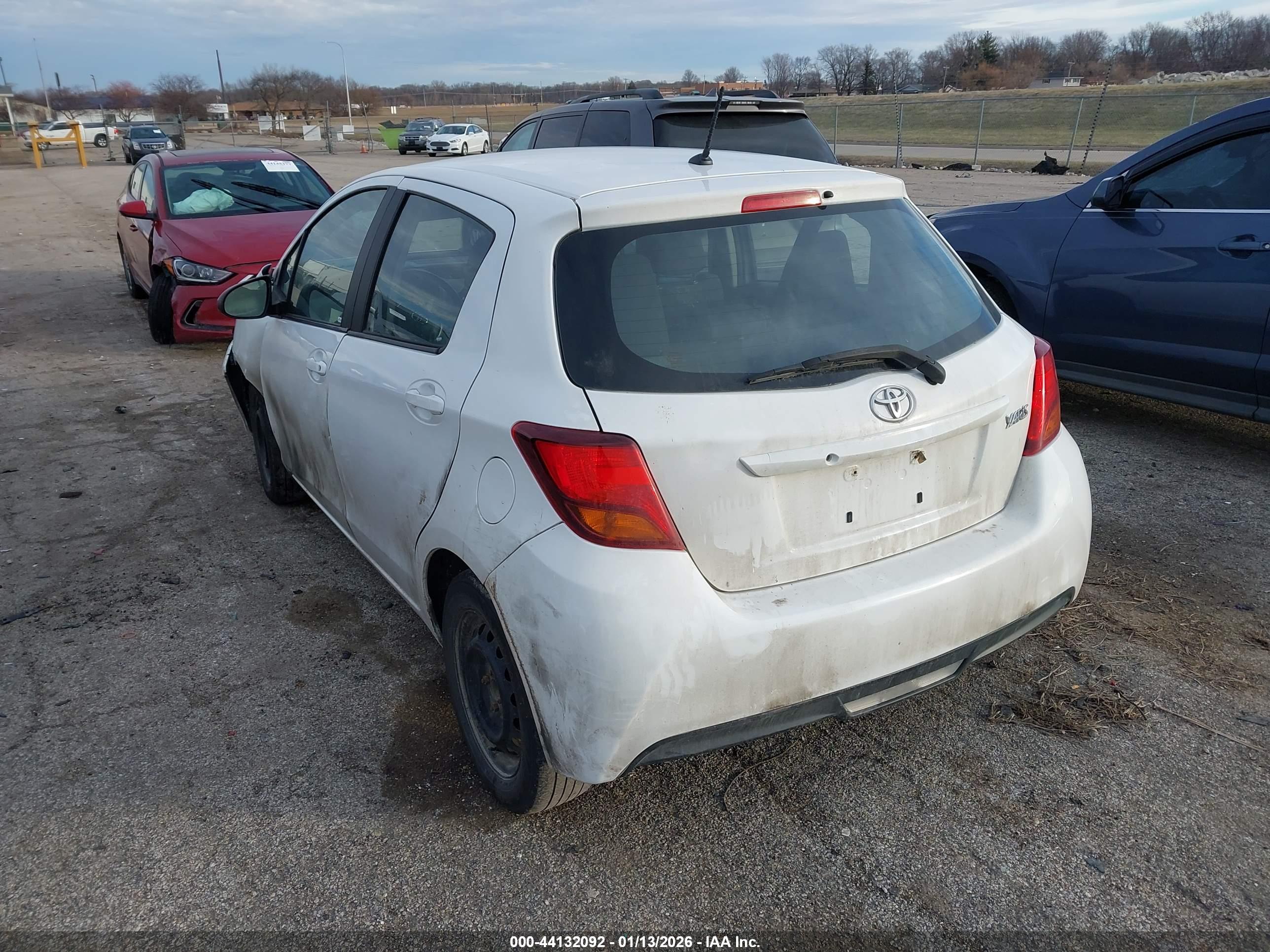 TOYOTA YARIS image 3