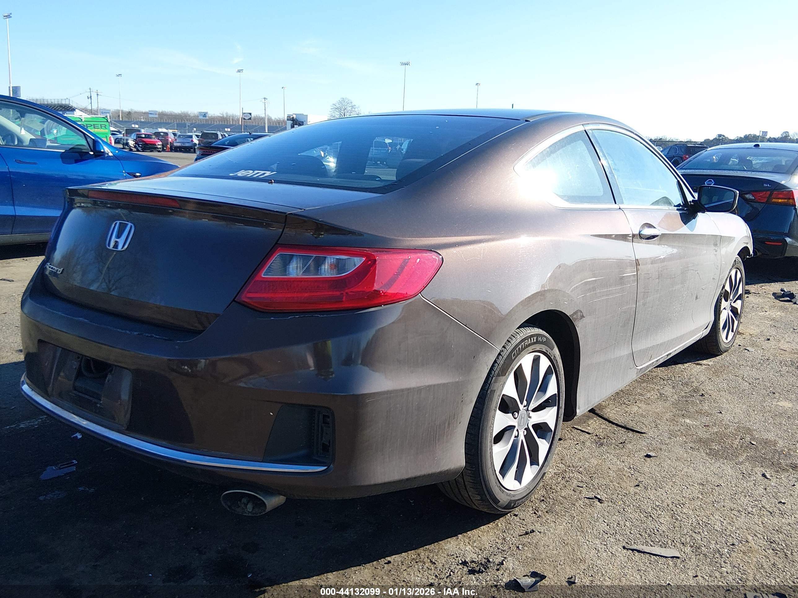 HONDA ACCORD image 4