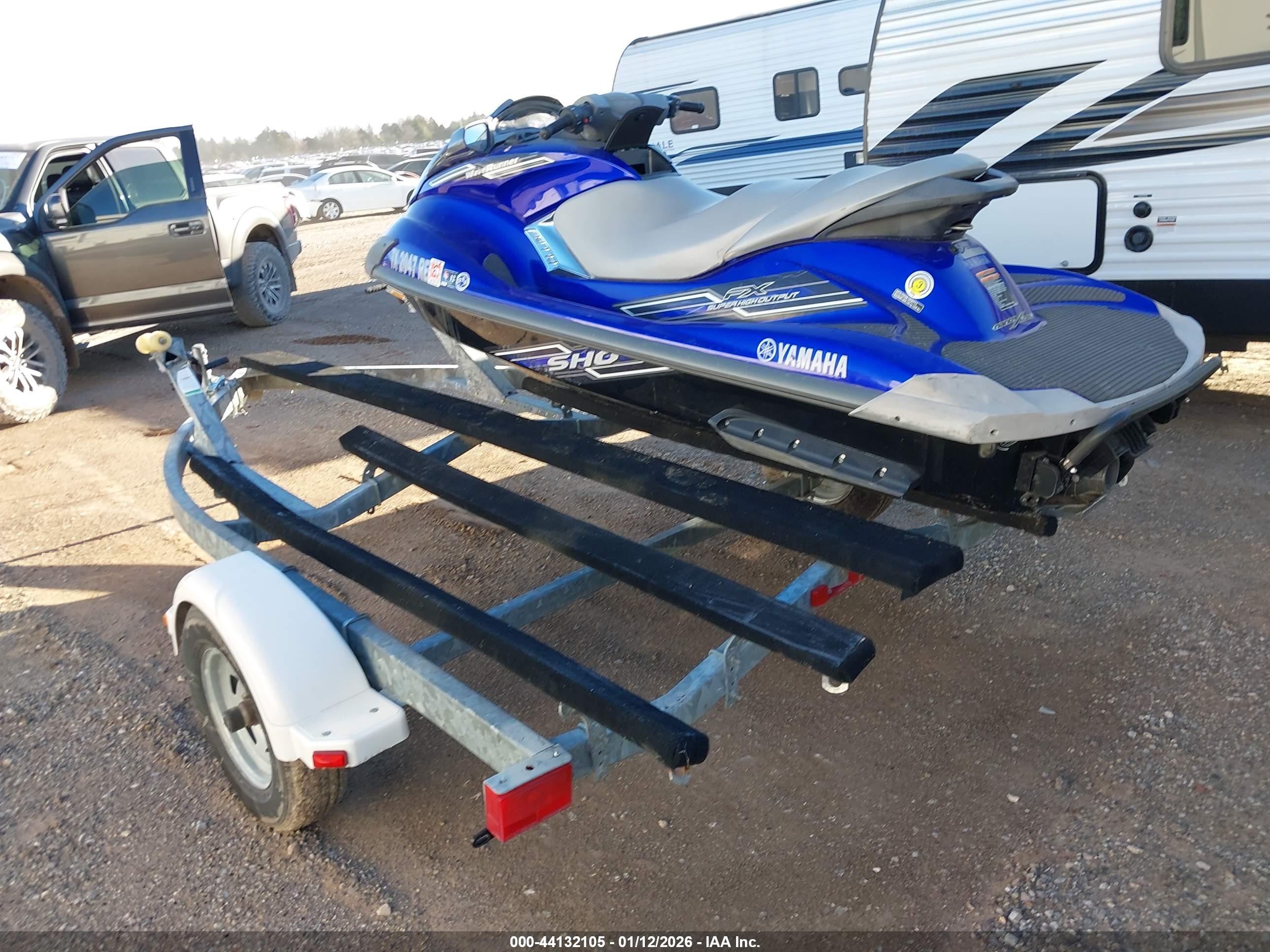 YAMAHA FZR image 3