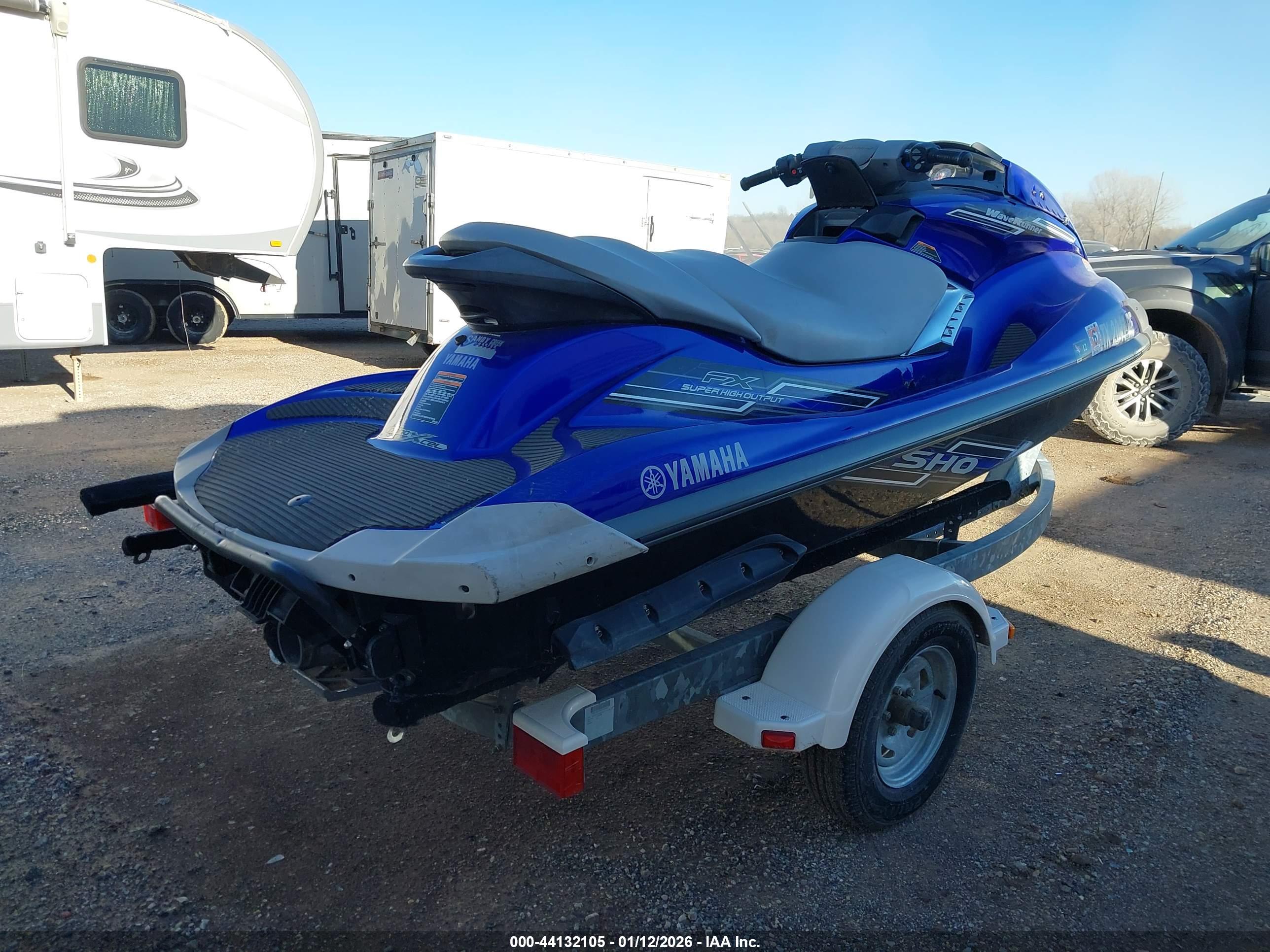 YAMAHA FZR image 4