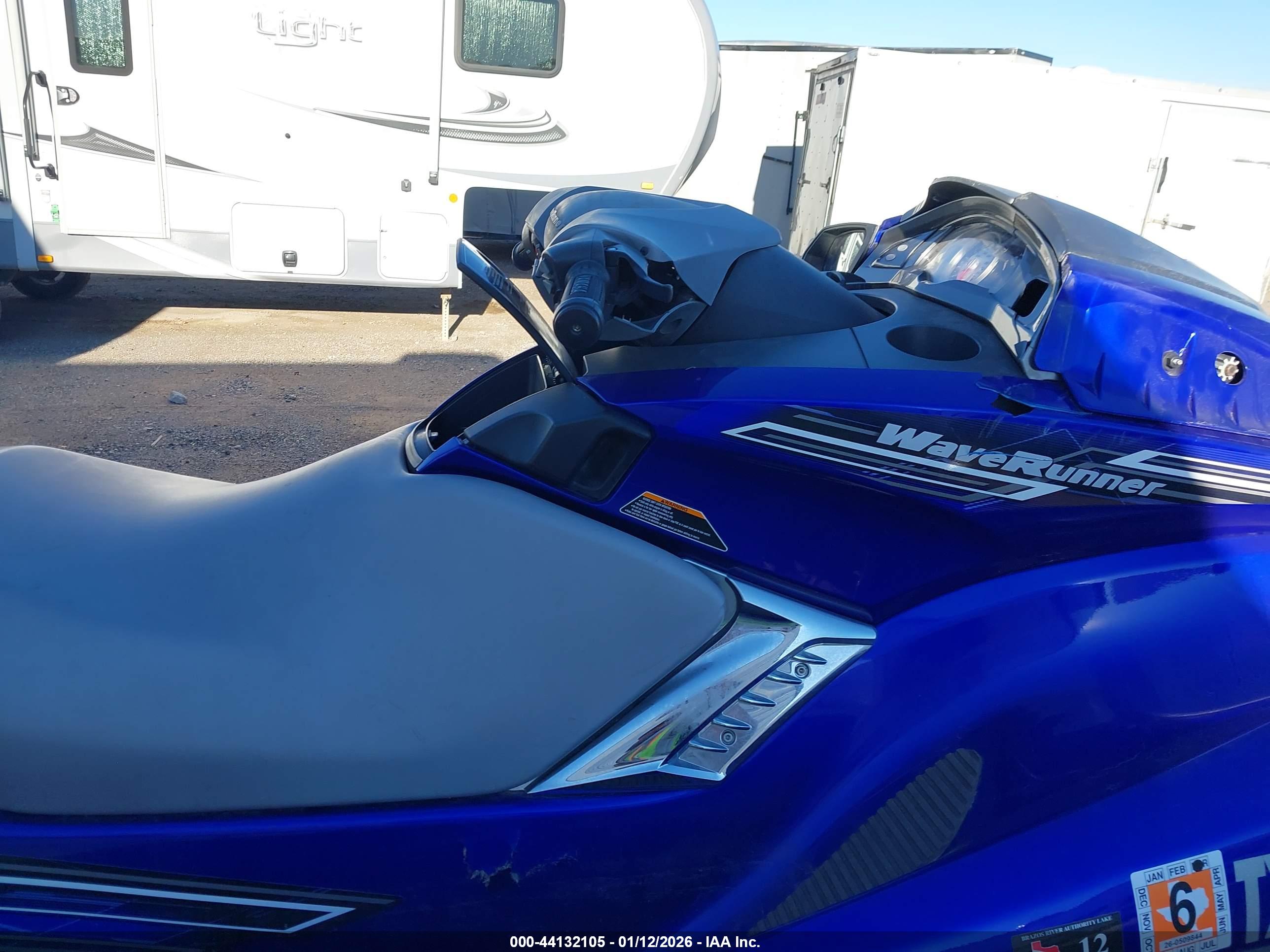 YAMAHA FZR image 5