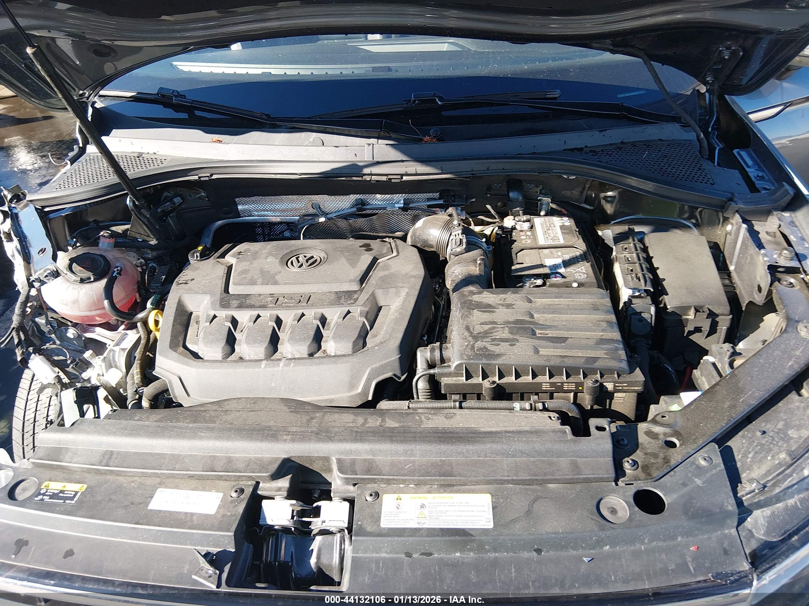 VOLKSWAGEN TIGUAN image 10