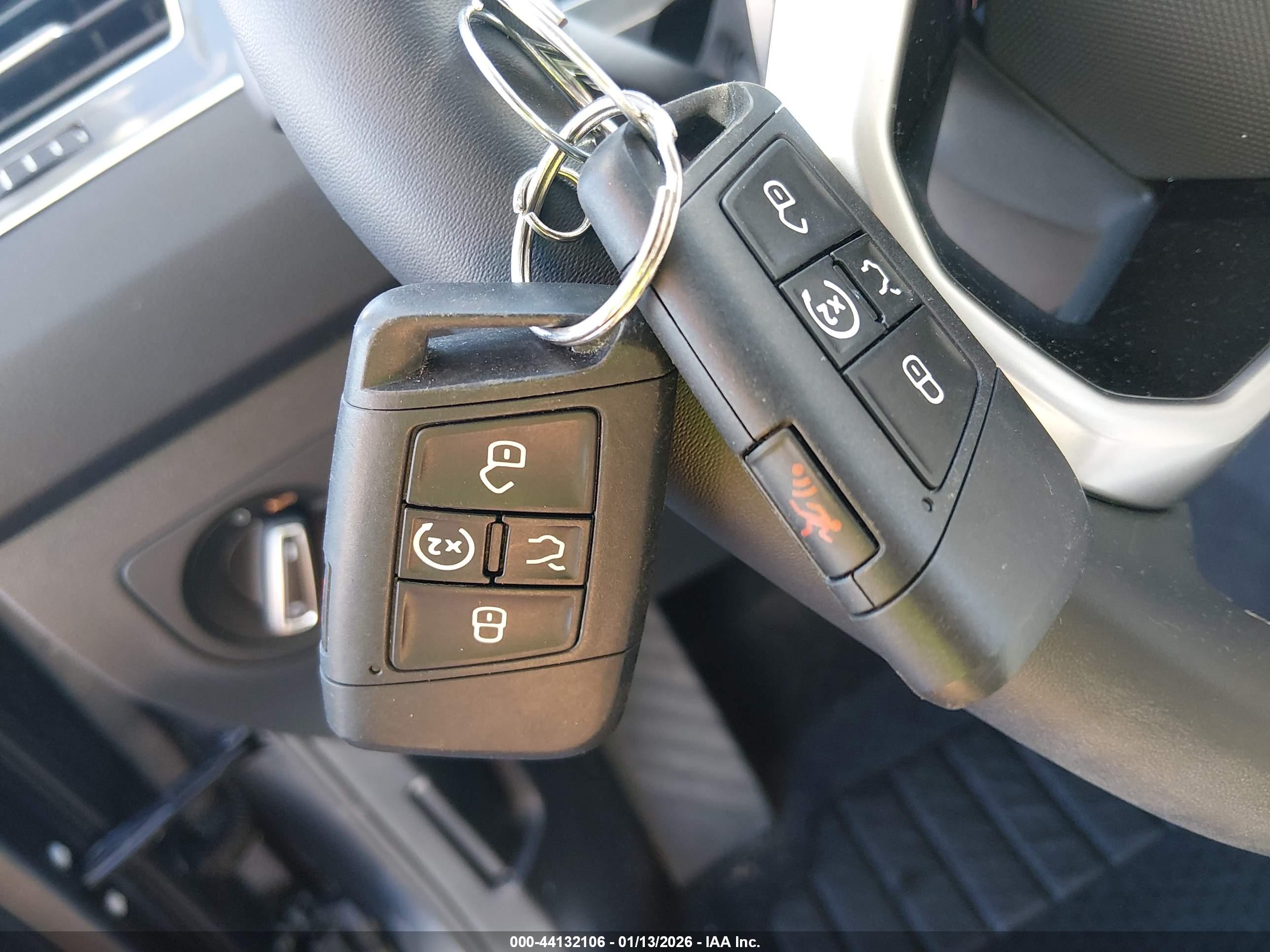 VOLKSWAGEN TIGUAN image 11