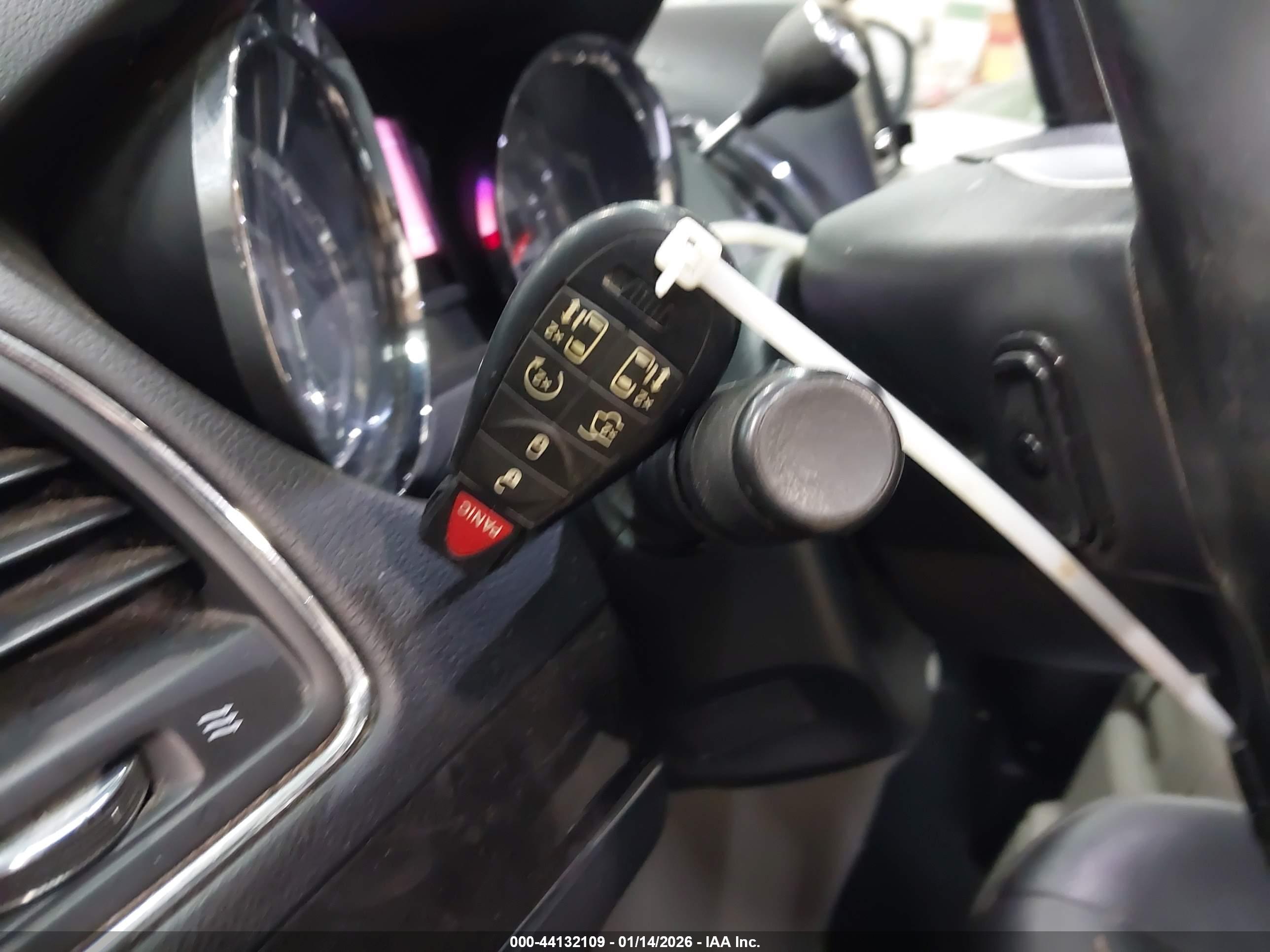 CHRYSLER TOWN image 11