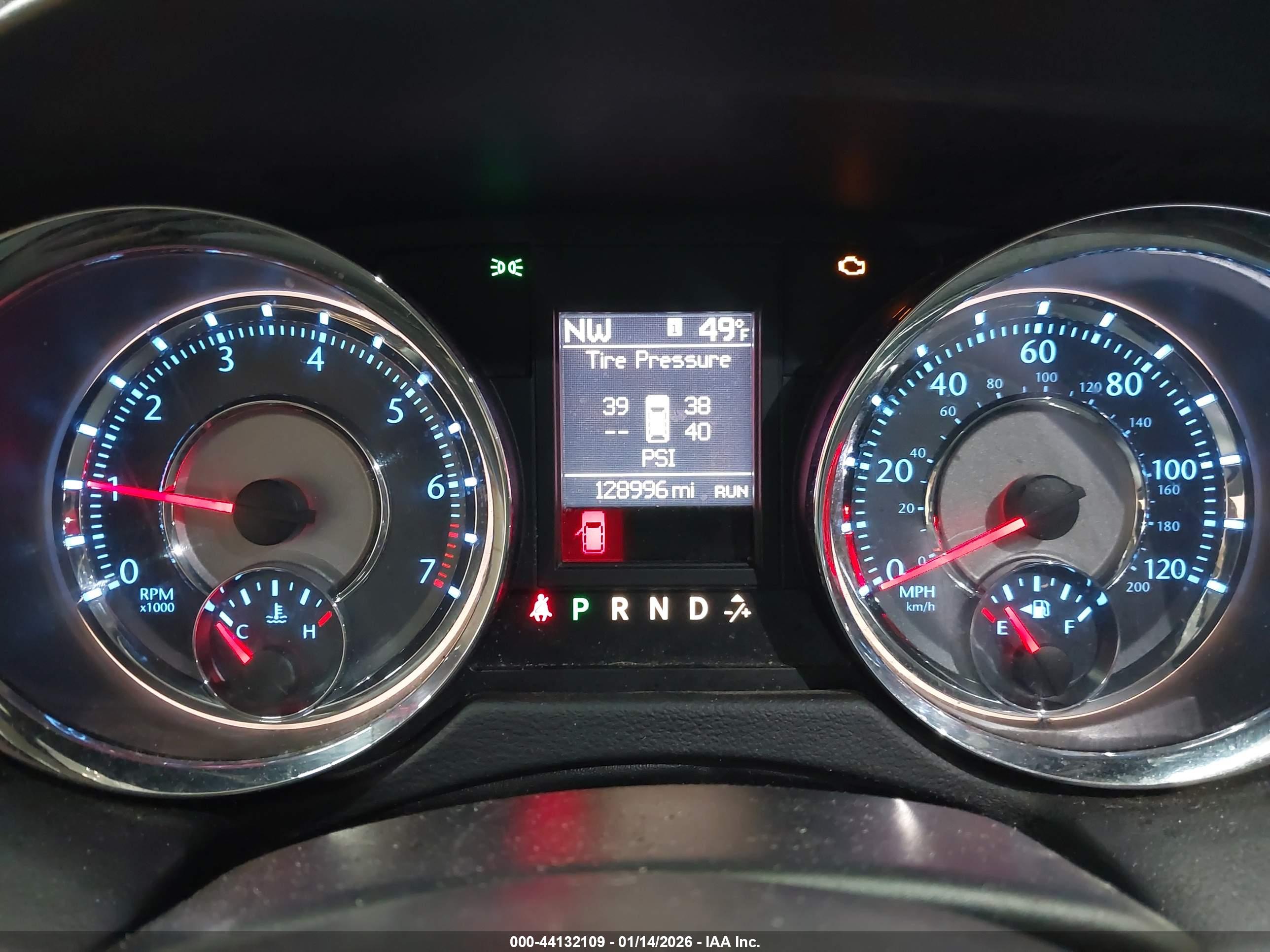 CHRYSLER TOWN image 7