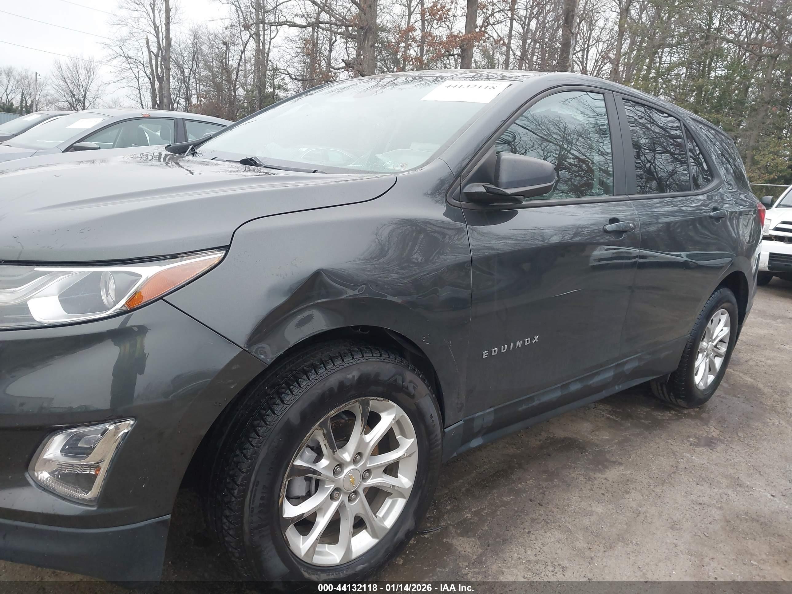 CHEVROLET EQUINOX image 6