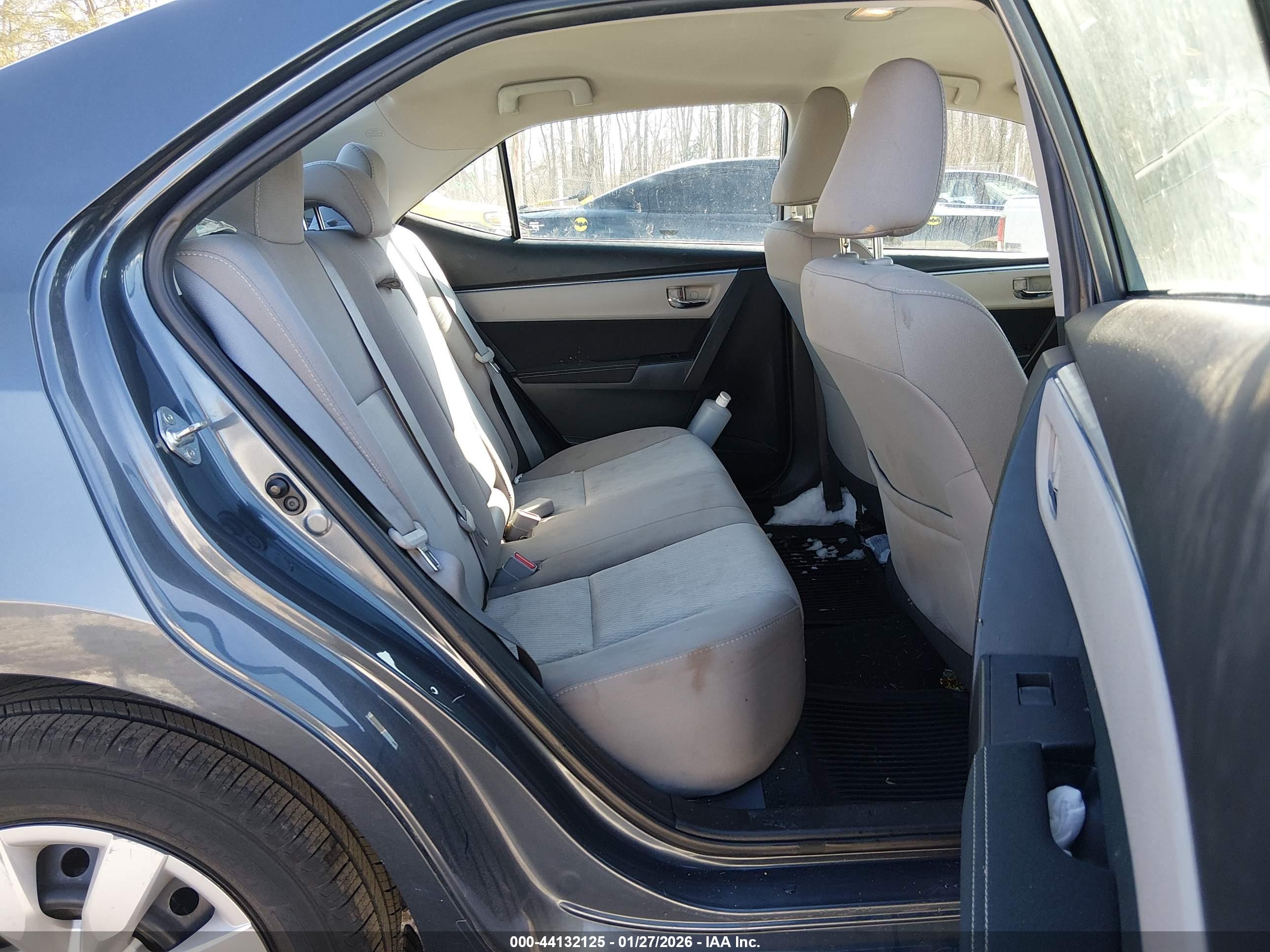 TOYOTA COROLLA image 8