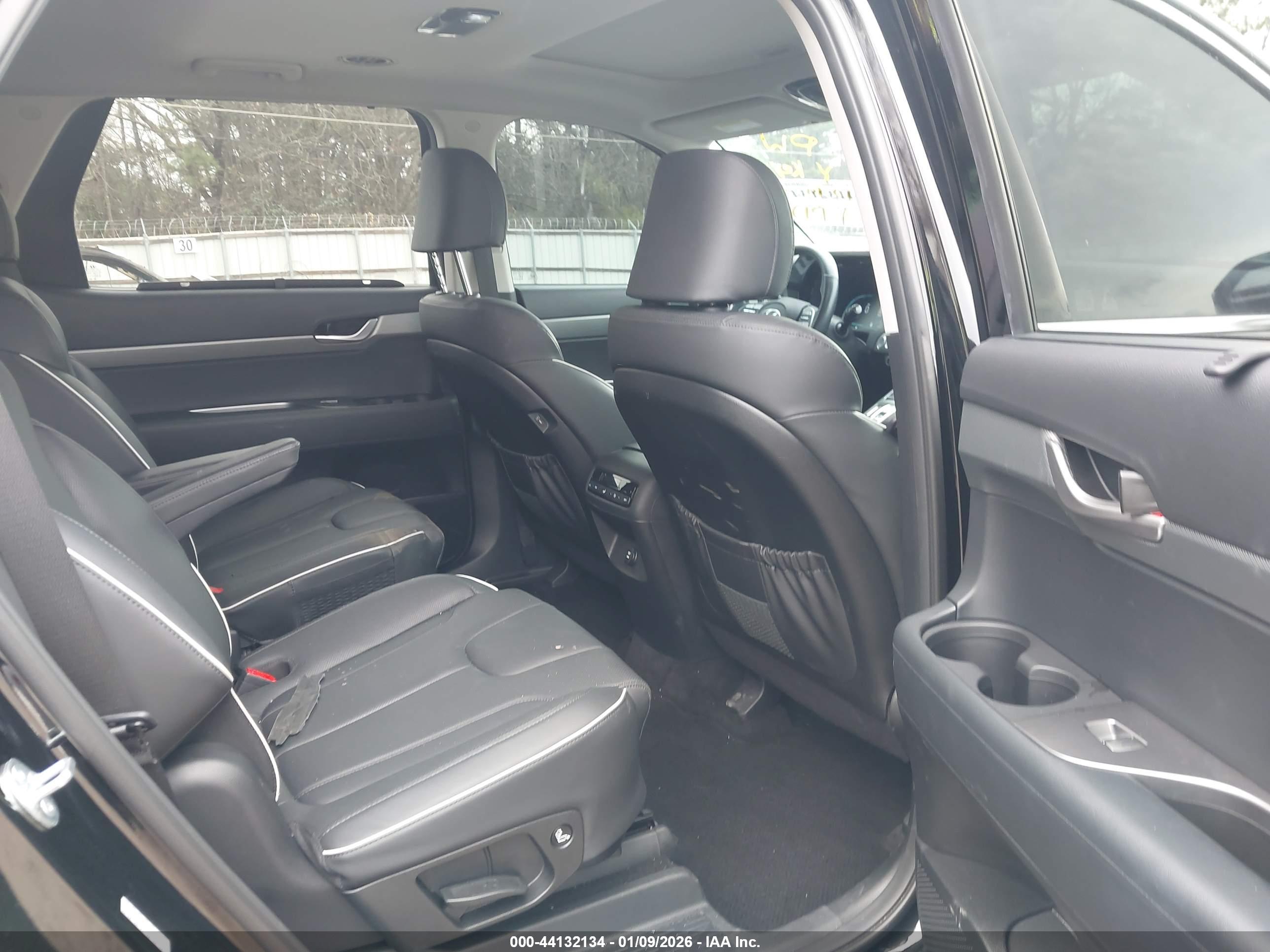 HYUNDAI PALISADE image 8