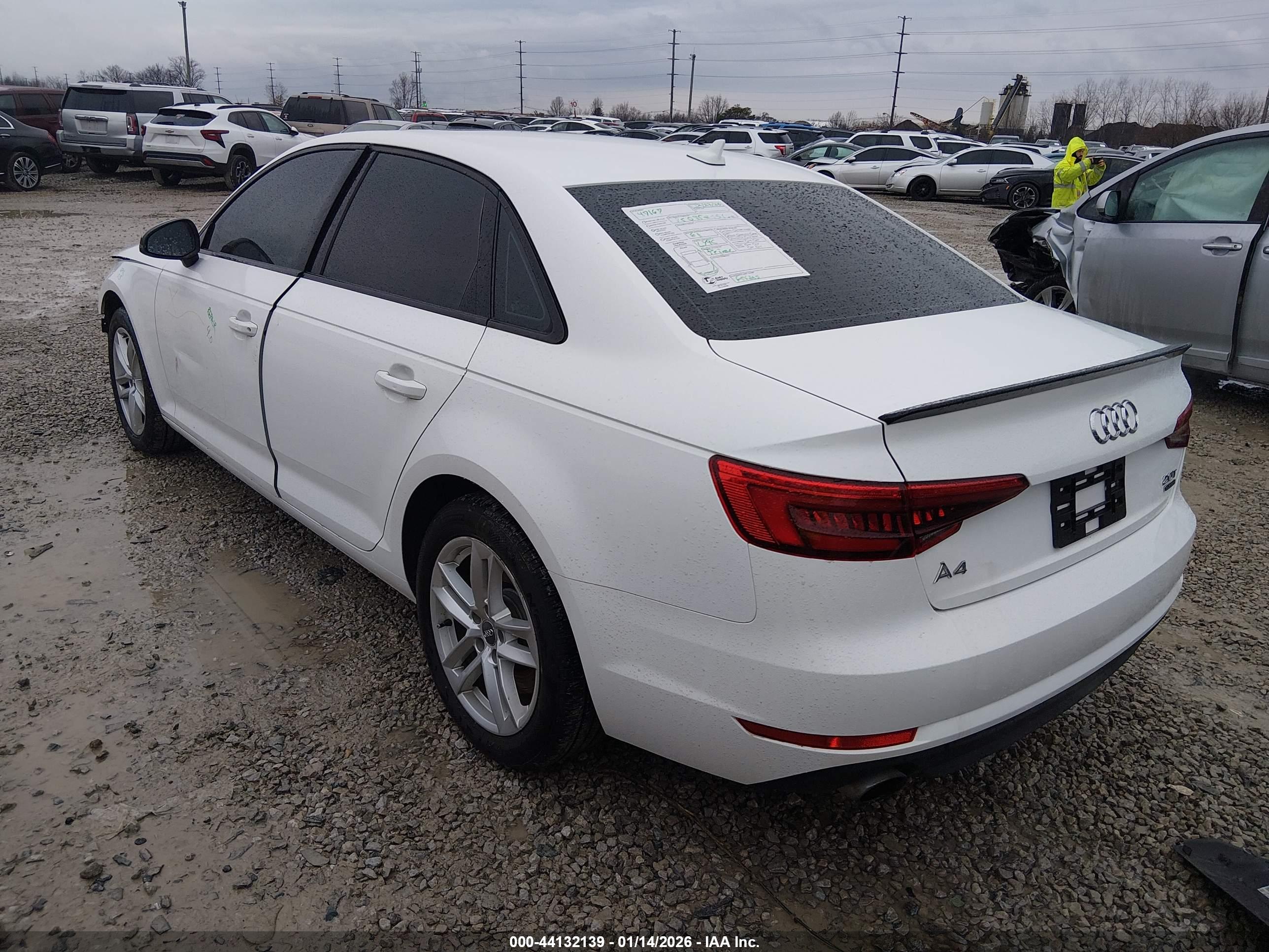 AUDI A4 image 3