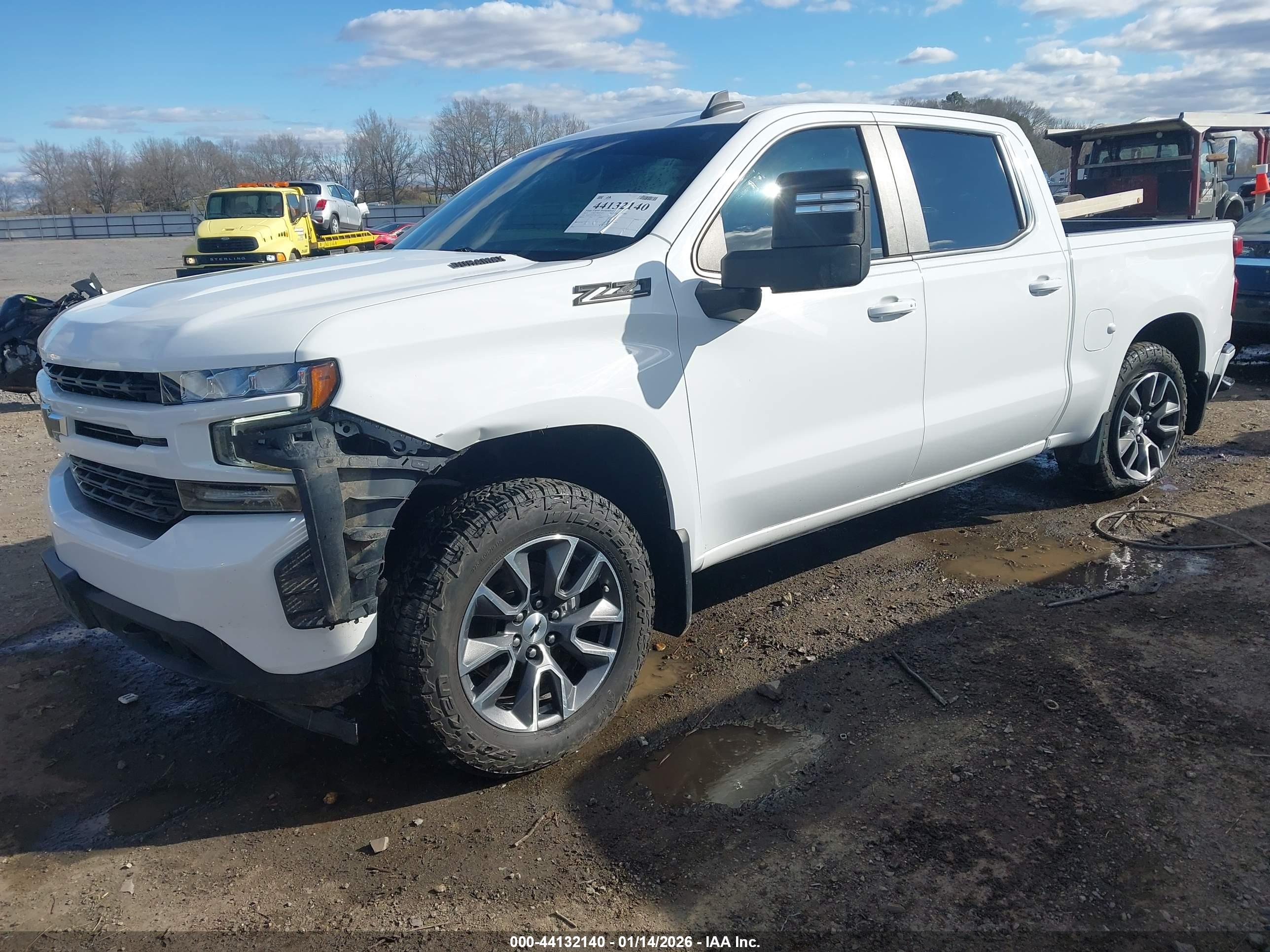 CHEVROLET SILVERADO image 2