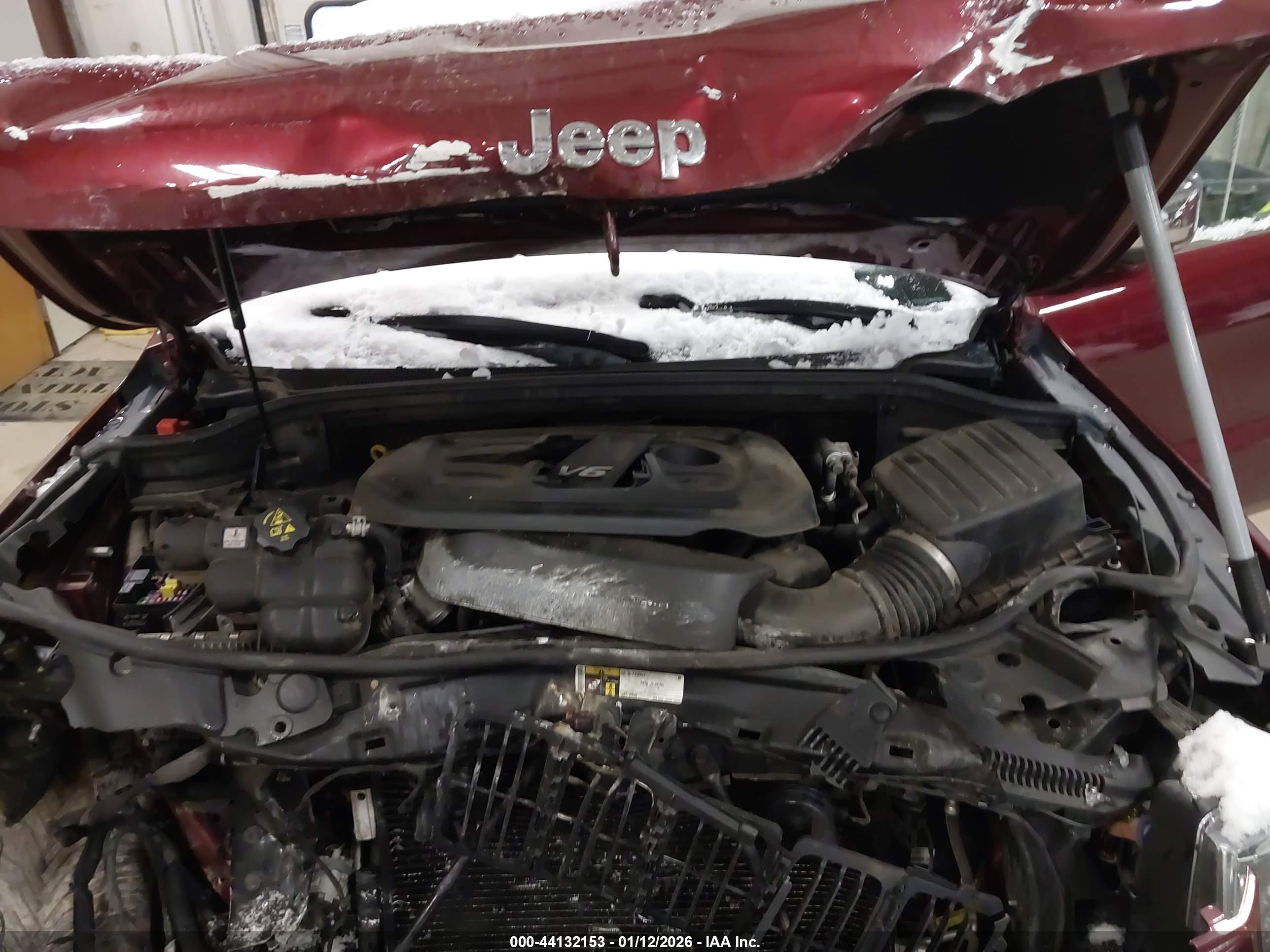 JEEP GRAND image 10