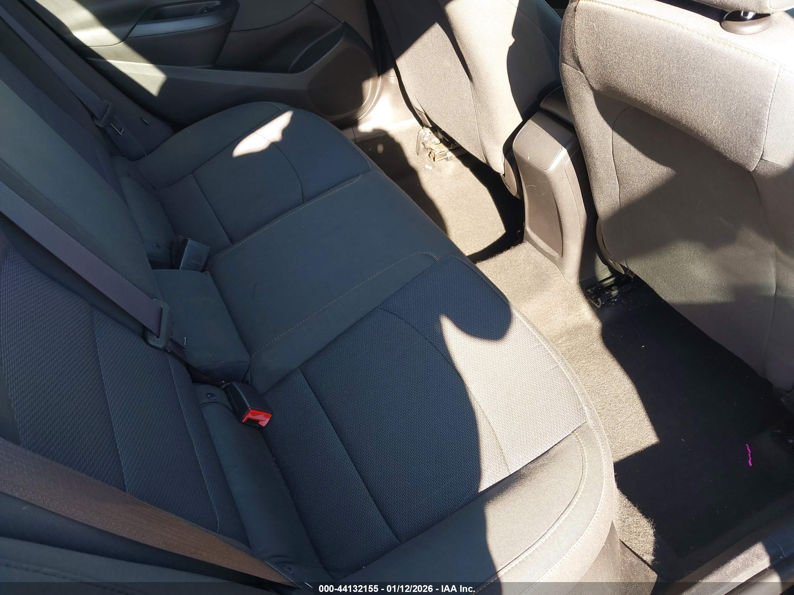 CHEVROLET CRUZE image 8
