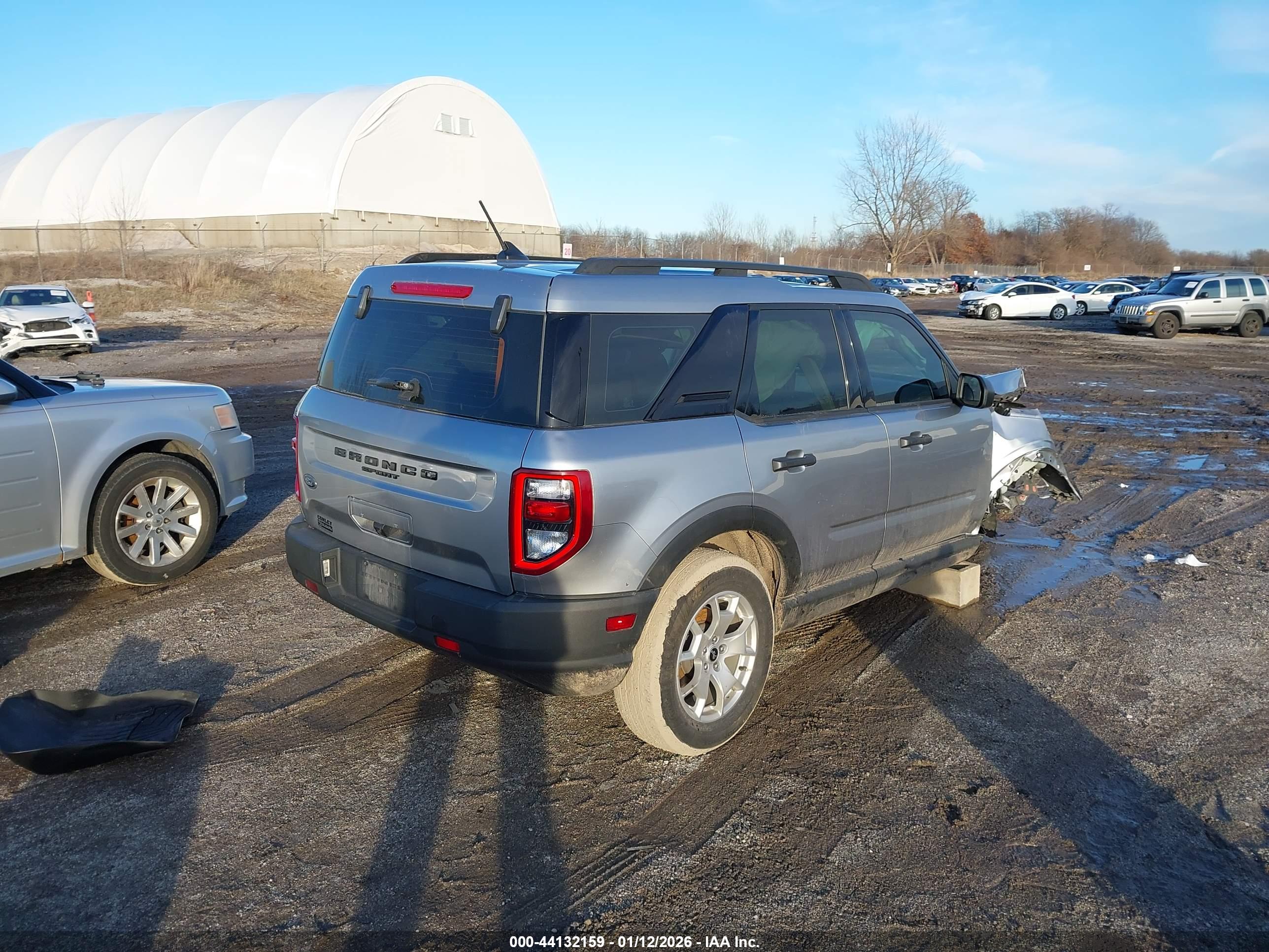FORD BRONCO image 4