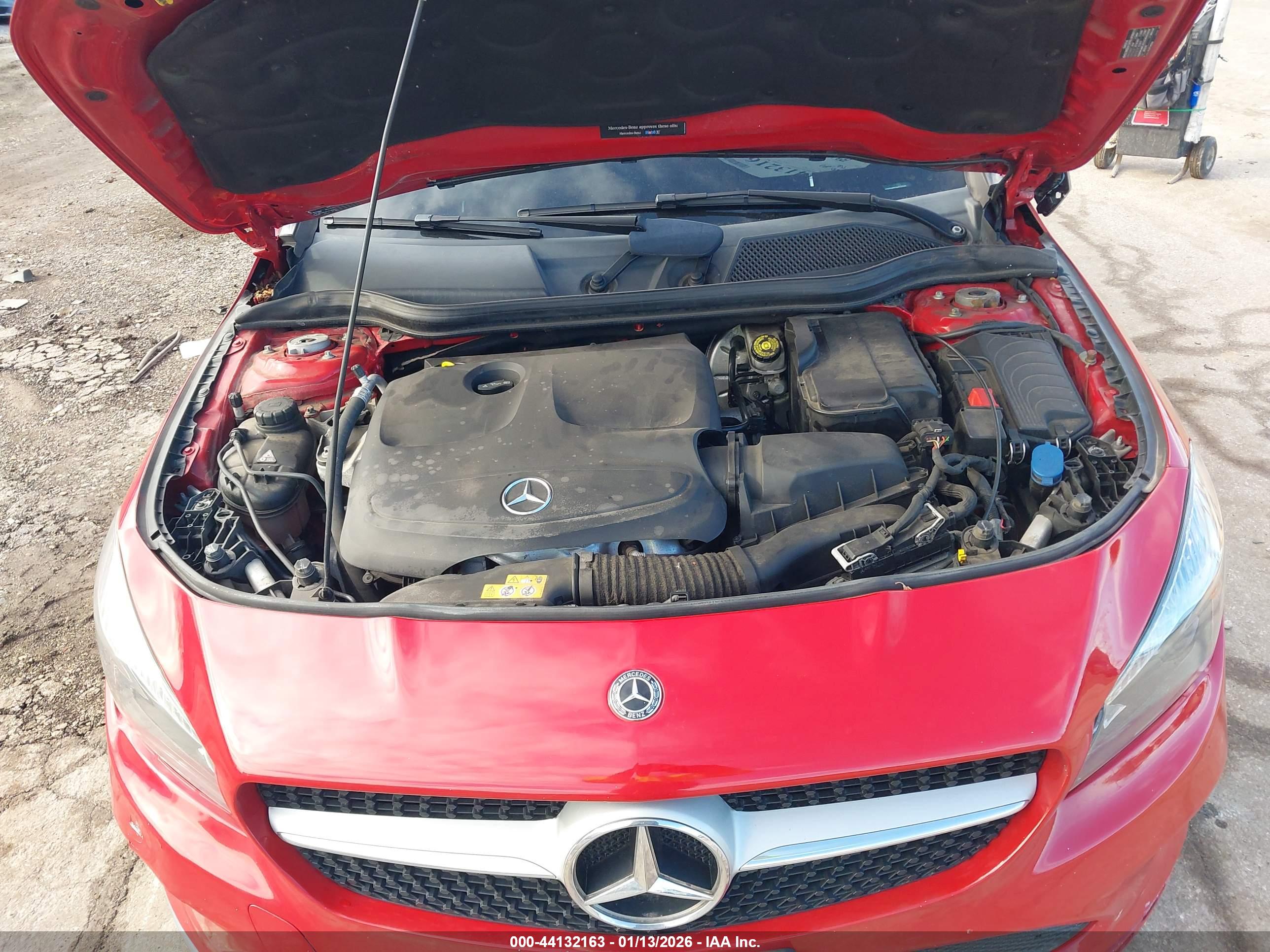MERCEDES-BENZ CLA image 10