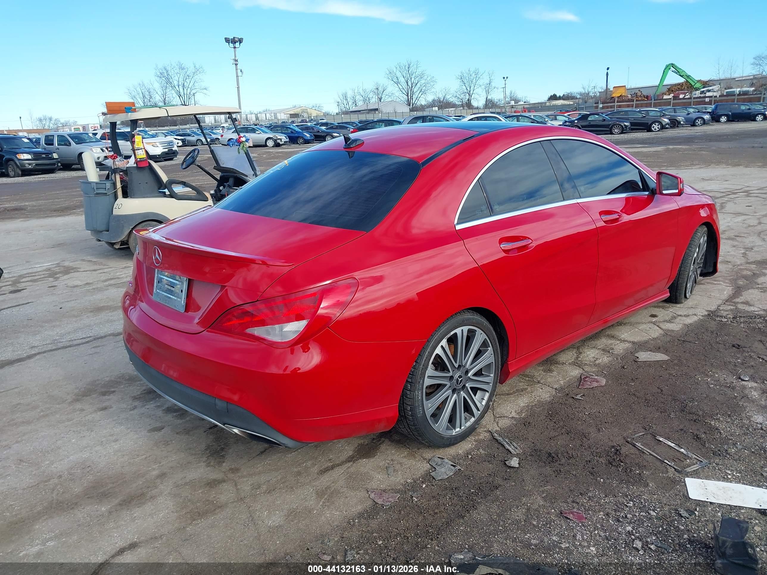 MERCEDES-BENZ CLA image 4