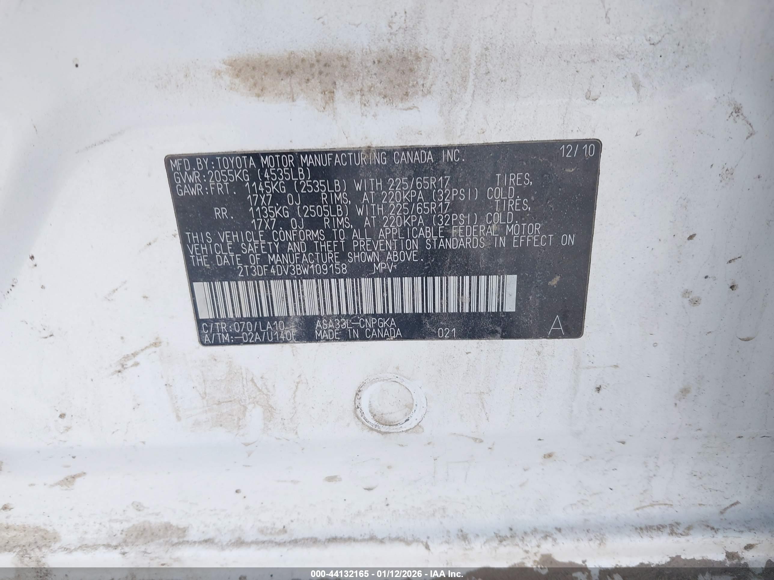 TOYOTA RAV4 image 9