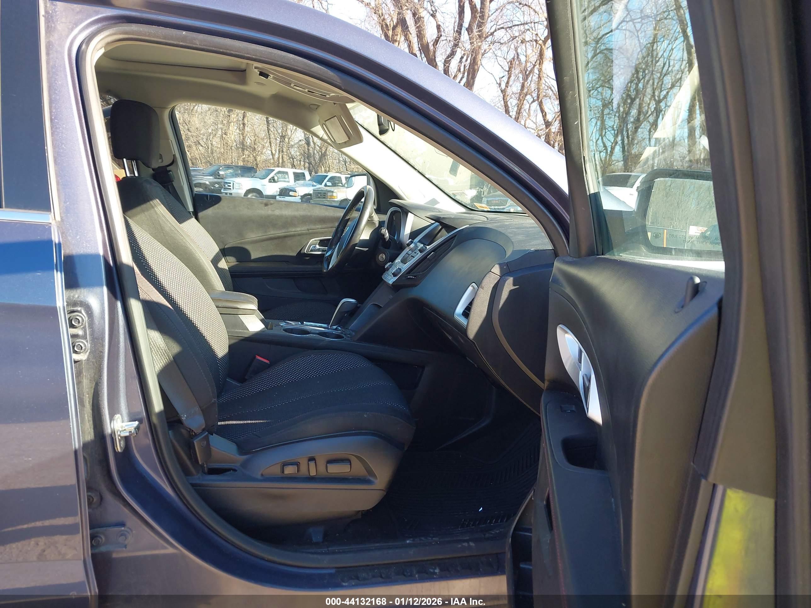 CHEVROLET EQUINOX image 5